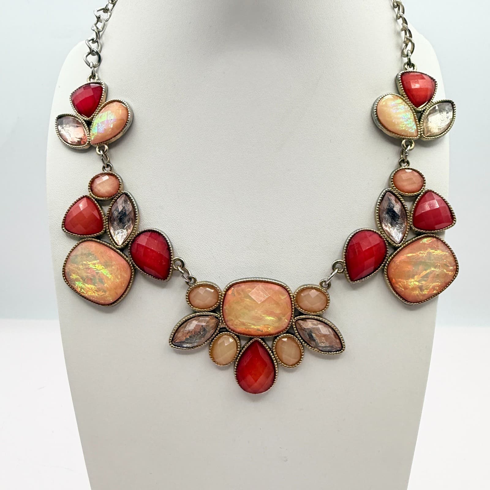 Vintage Peach Faux Opal Statement Necklace Red Stone Cluster Bib Silver Tone Y2K - Thumbnail 2