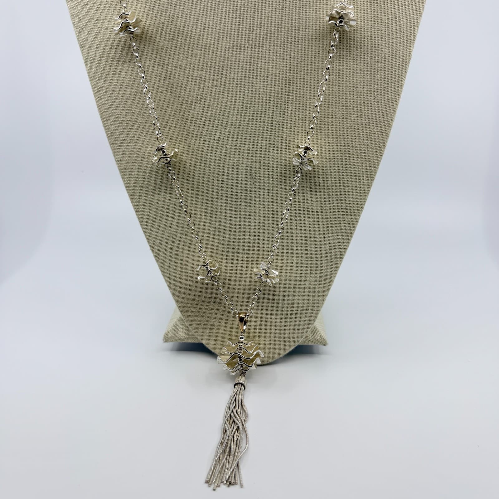 Vintage Silver Tone Long Station Tassel Necklace Ruffled Metal Orb Statement 90s - Thumbnail 2