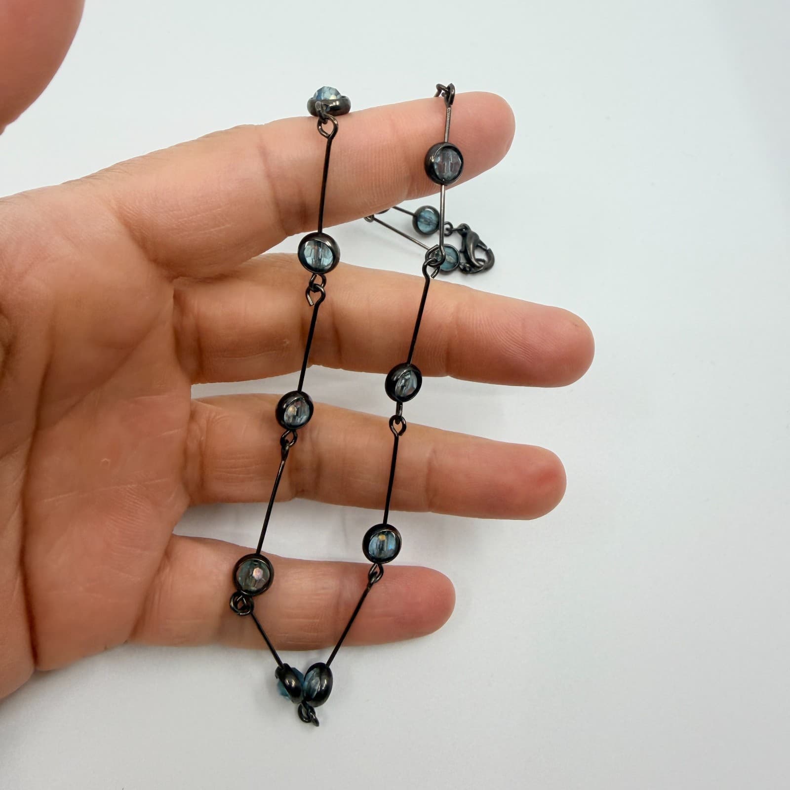 VTG Gunmetal Tone Blue Crystal Glass Necklace Station Link Bar Dainty Minimalist - Thumbnail 8