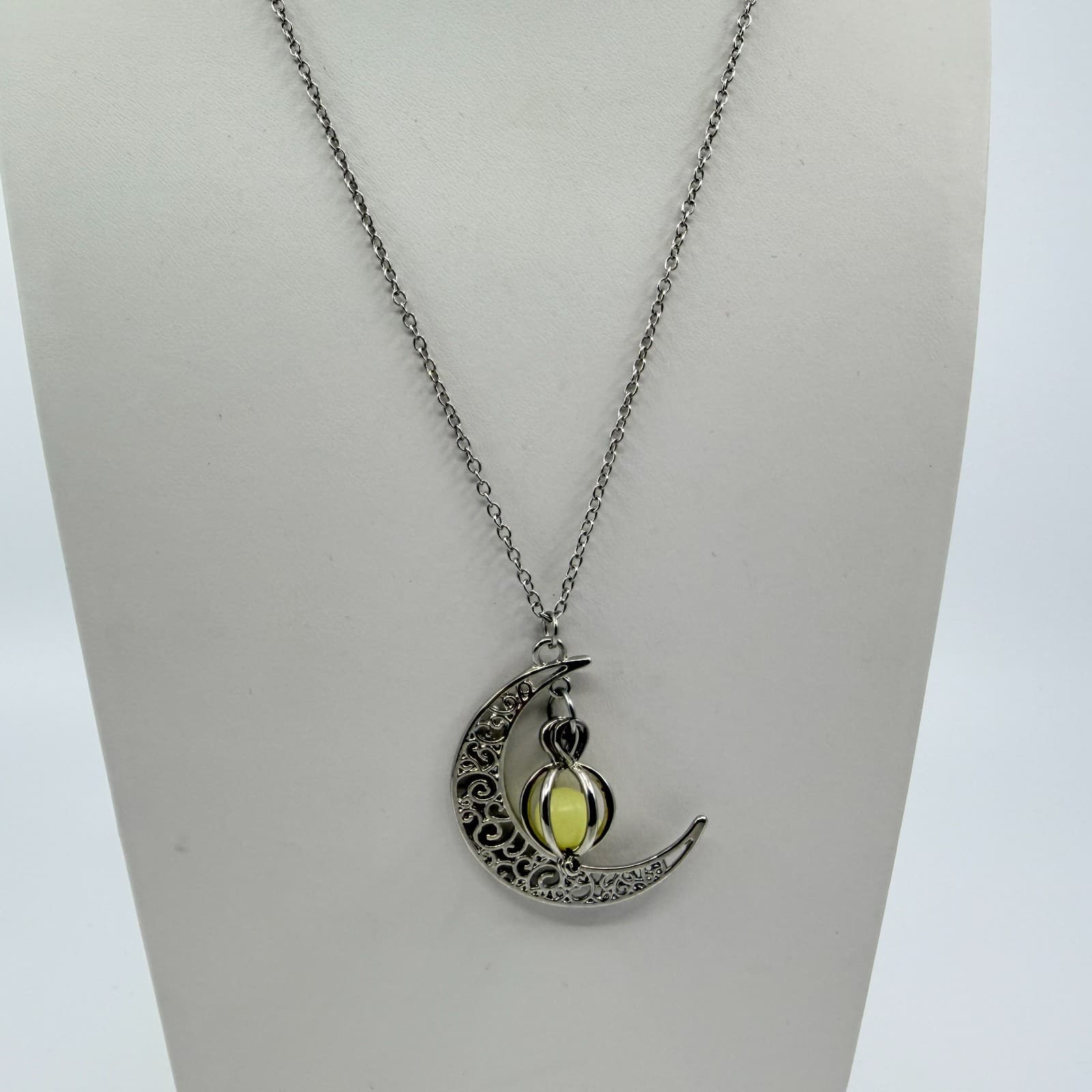 VTG Silver Tone Crescent Moon Pendant Necklace Glow Dark Luminous Orb Magic Boho - Thumbnail 4