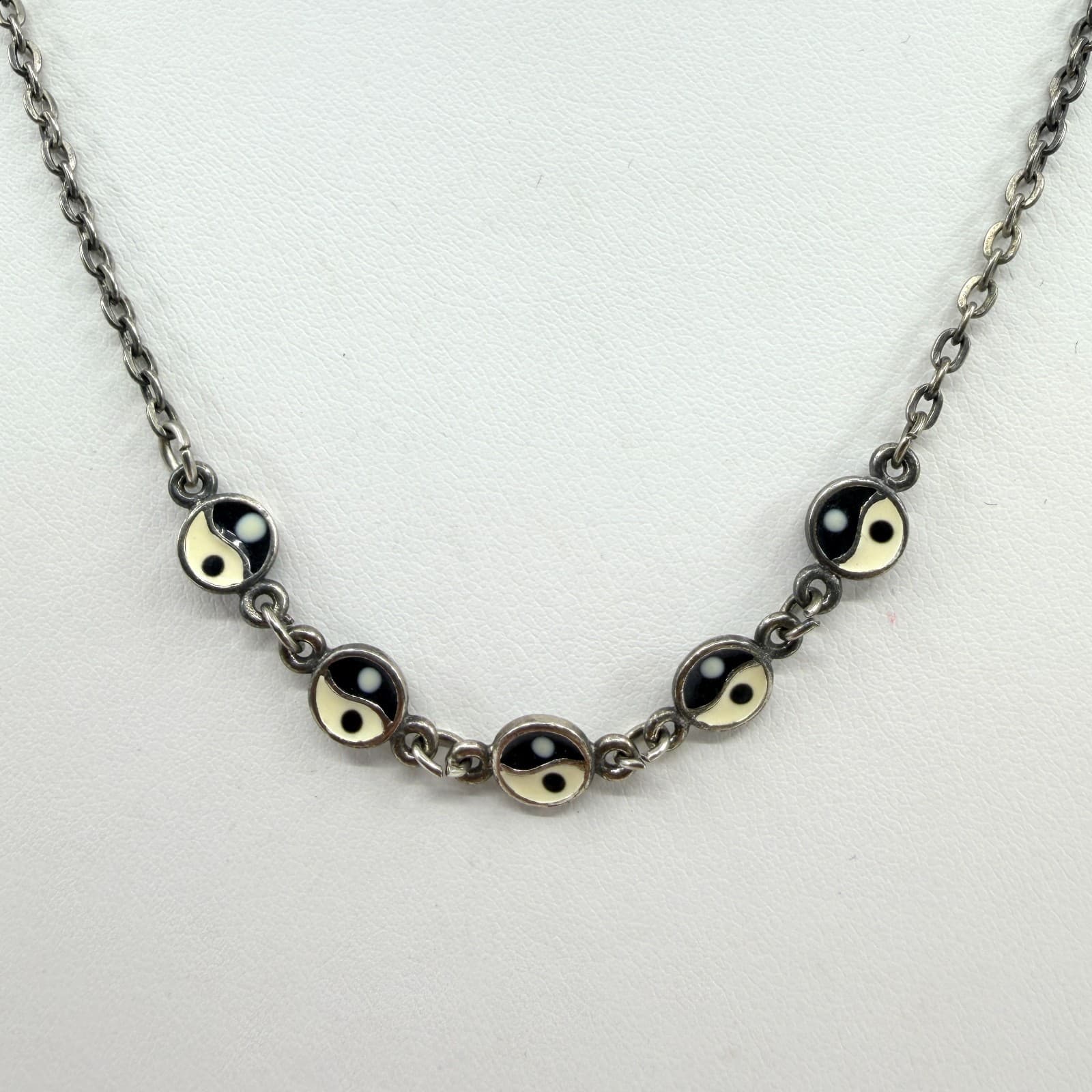 Vintage Silver Tone Yin Yang Link Necklace Enamel Stations Choker Dainty Retro