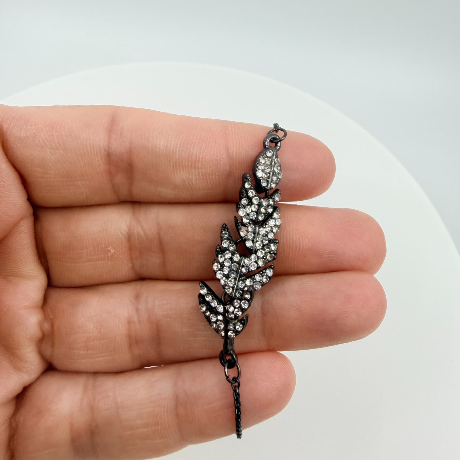Vintage Gunmetal Tone Feather Bracelet Rhinestone Accent Adjustable Slider Bolo - Thumbnail 9