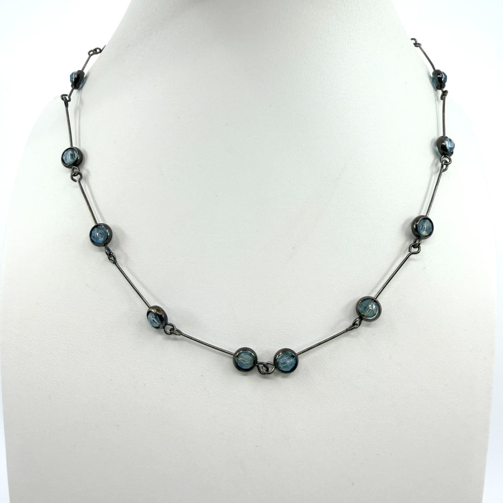 VTG Gunmetal Tone Blue Crystal Glass Necklace Station Link Bar Dainty Minimalist