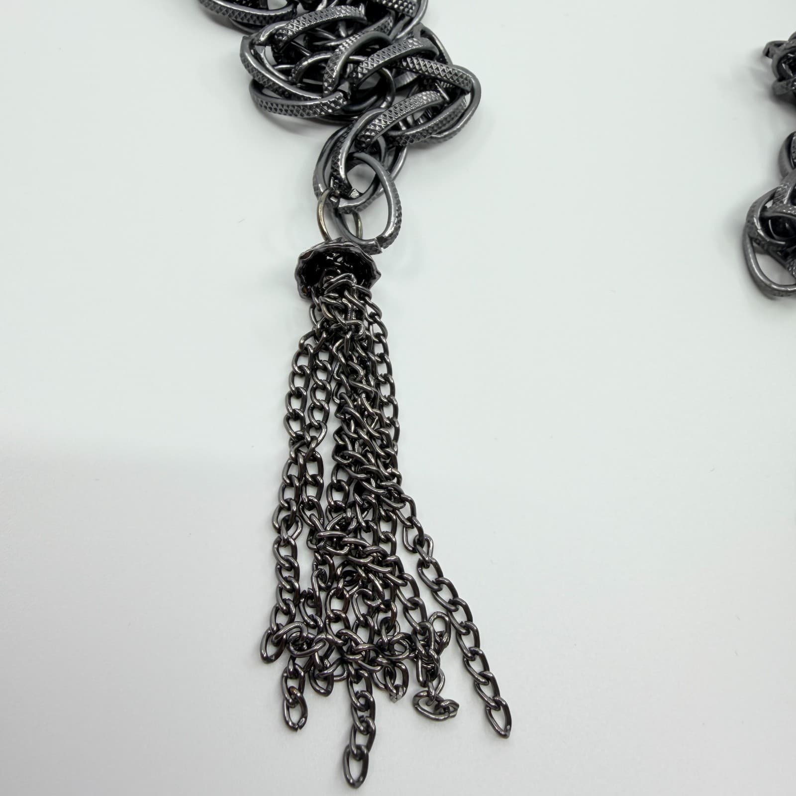 Vintage Gunmetal Tone Lariat Necklace Chunky Chain Tassel Scarf Wrap Gothic Boho - Thumbnail 3