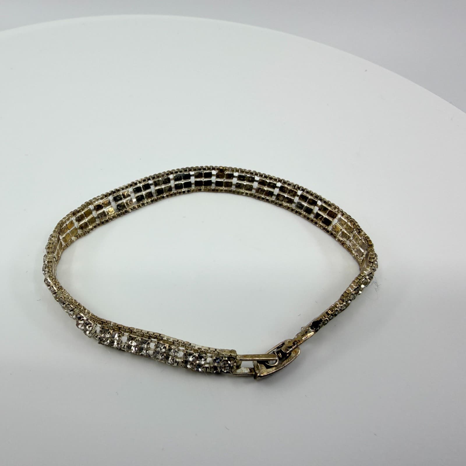 Vtg Silver Tone Tennis Bracelet Multi Row Clear Rhinestone Cup Chain Deco Y2K - Thumbnail 3