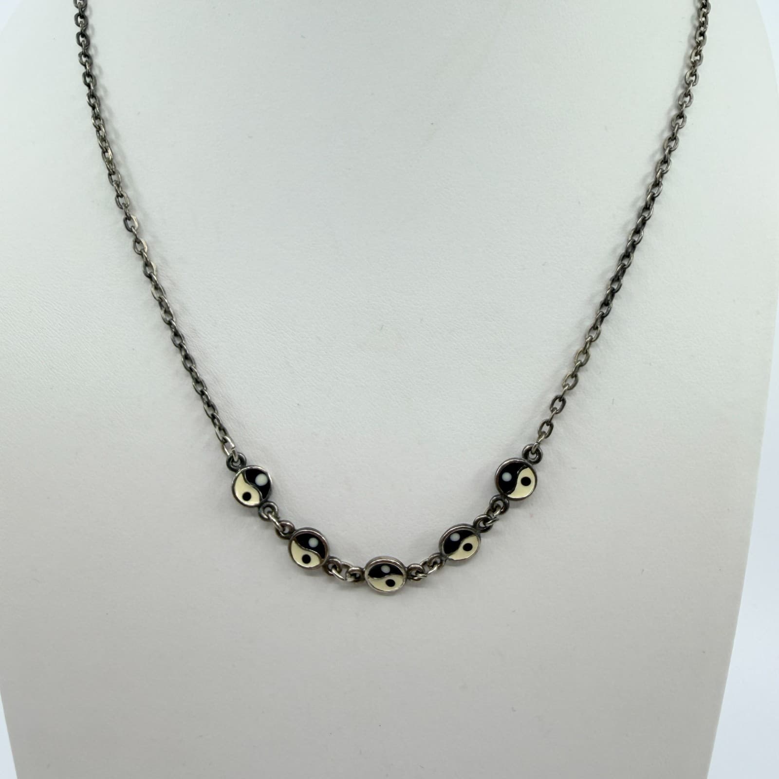 Vintage Silver Tone Yin Yang Link Necklace Enamel Stations Choker Dainty Retro - Thumbnail 3