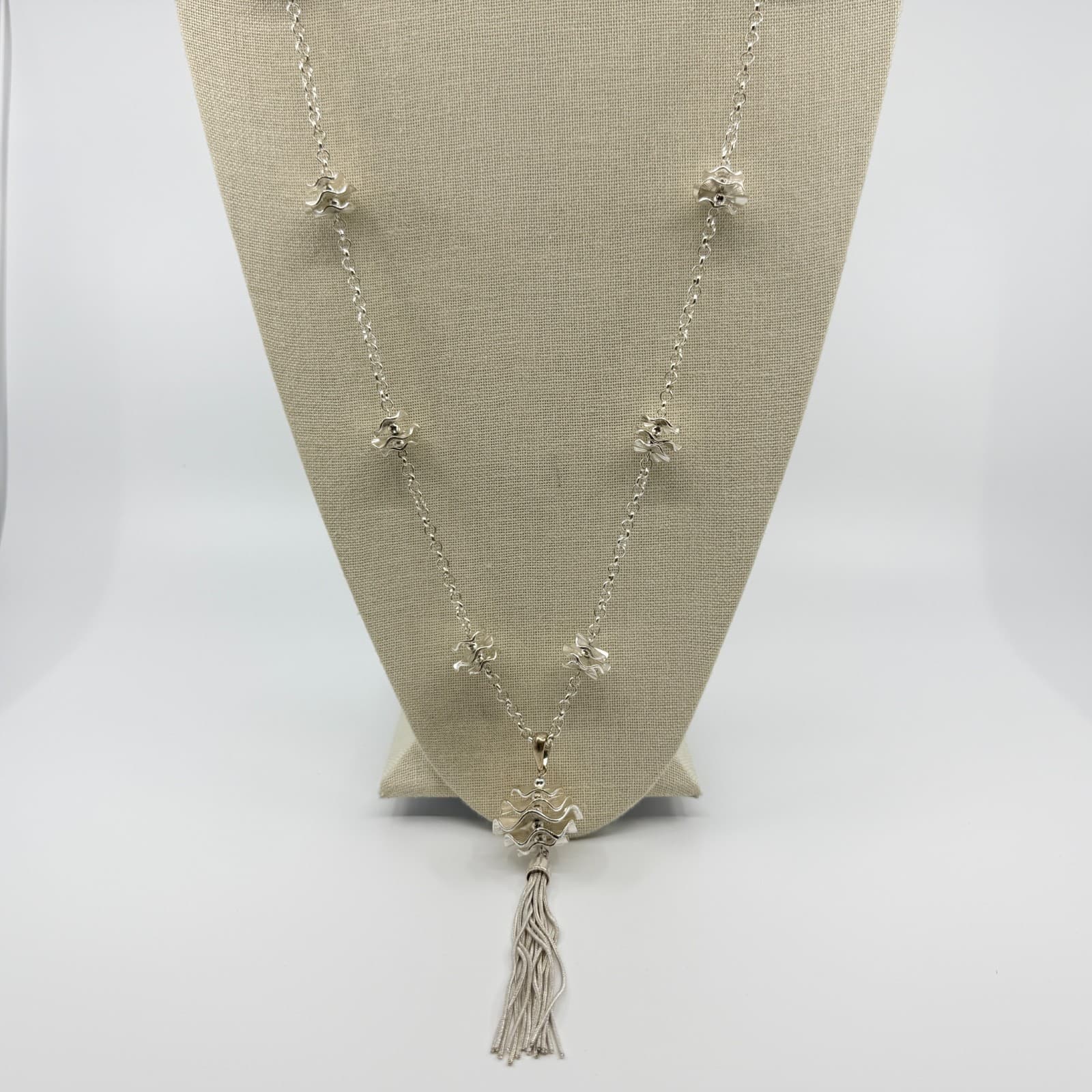 Vintage Silver Tone Long Station Tassel Necklace Ruffled Metal Orb Statement 90s - Thumbnail 5