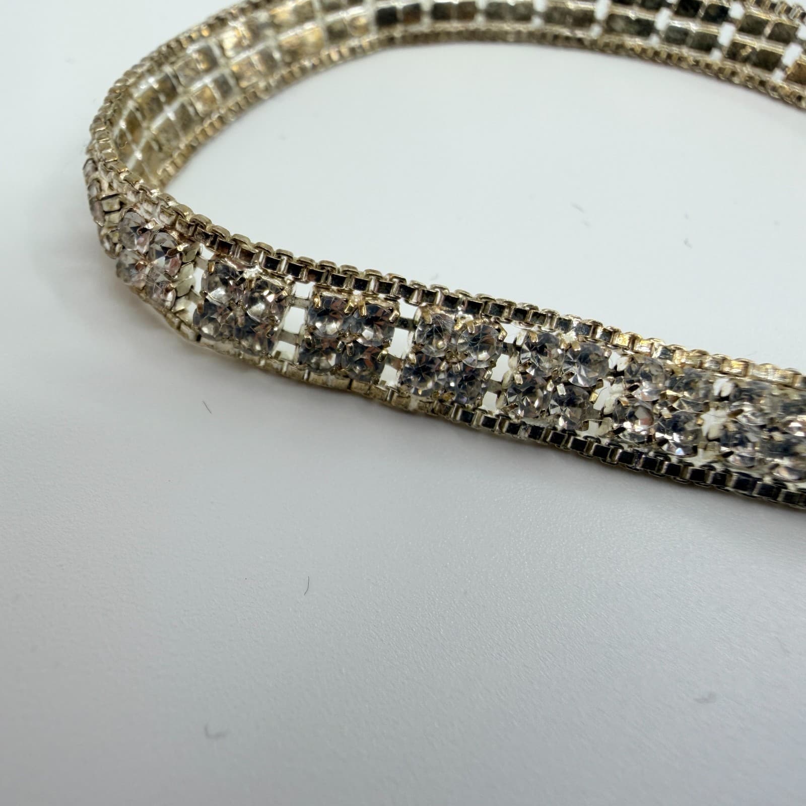 Vtg Silver Tone Tennis Bracelet Multi Row Clear Rhinestone Cup Chain Deco Y2K - Thumbnail 5