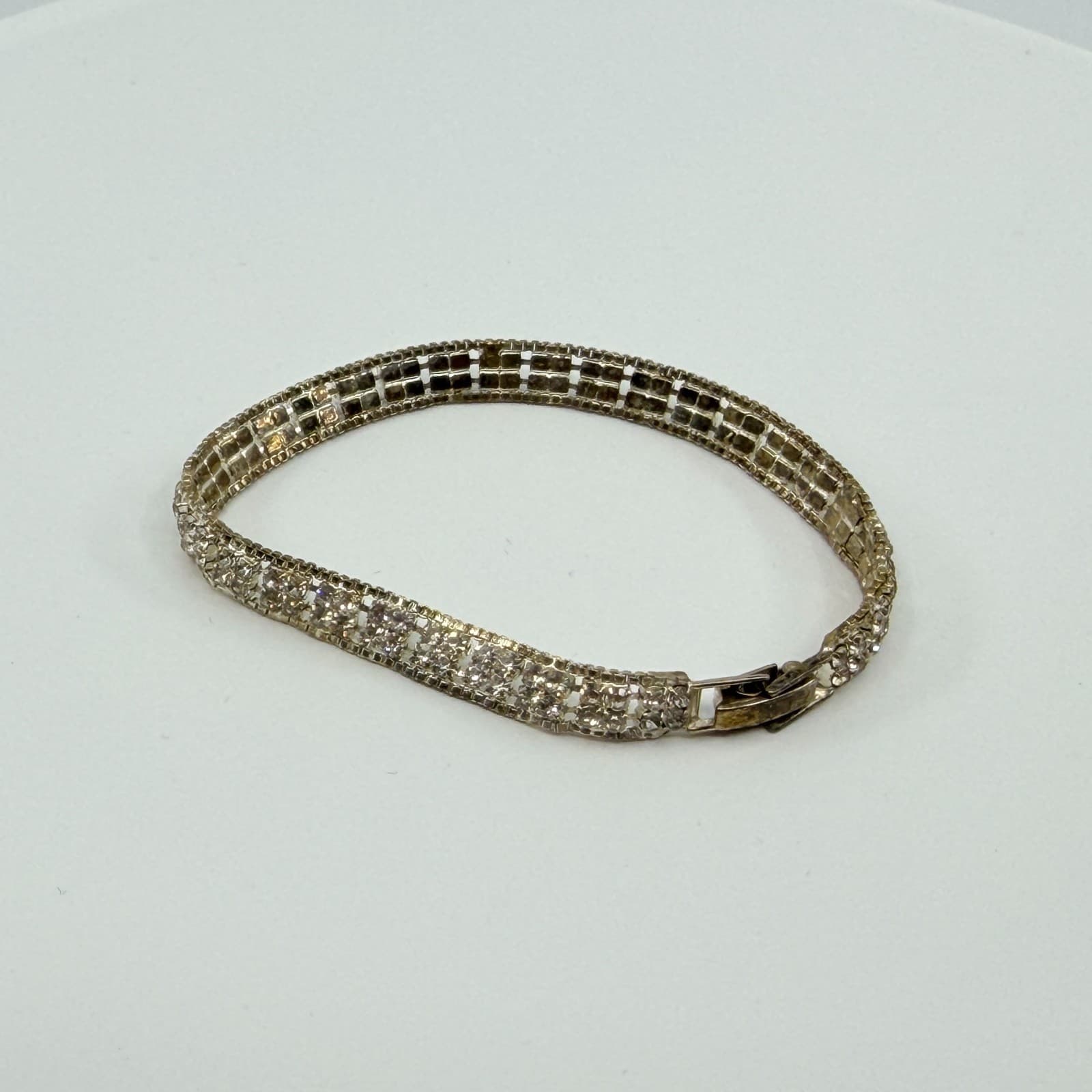 Vtg Silver Tone Tennis Bracelet Multi Row Clear Rhinestone Cup Chain Deco Y2K - Thumbnail 6