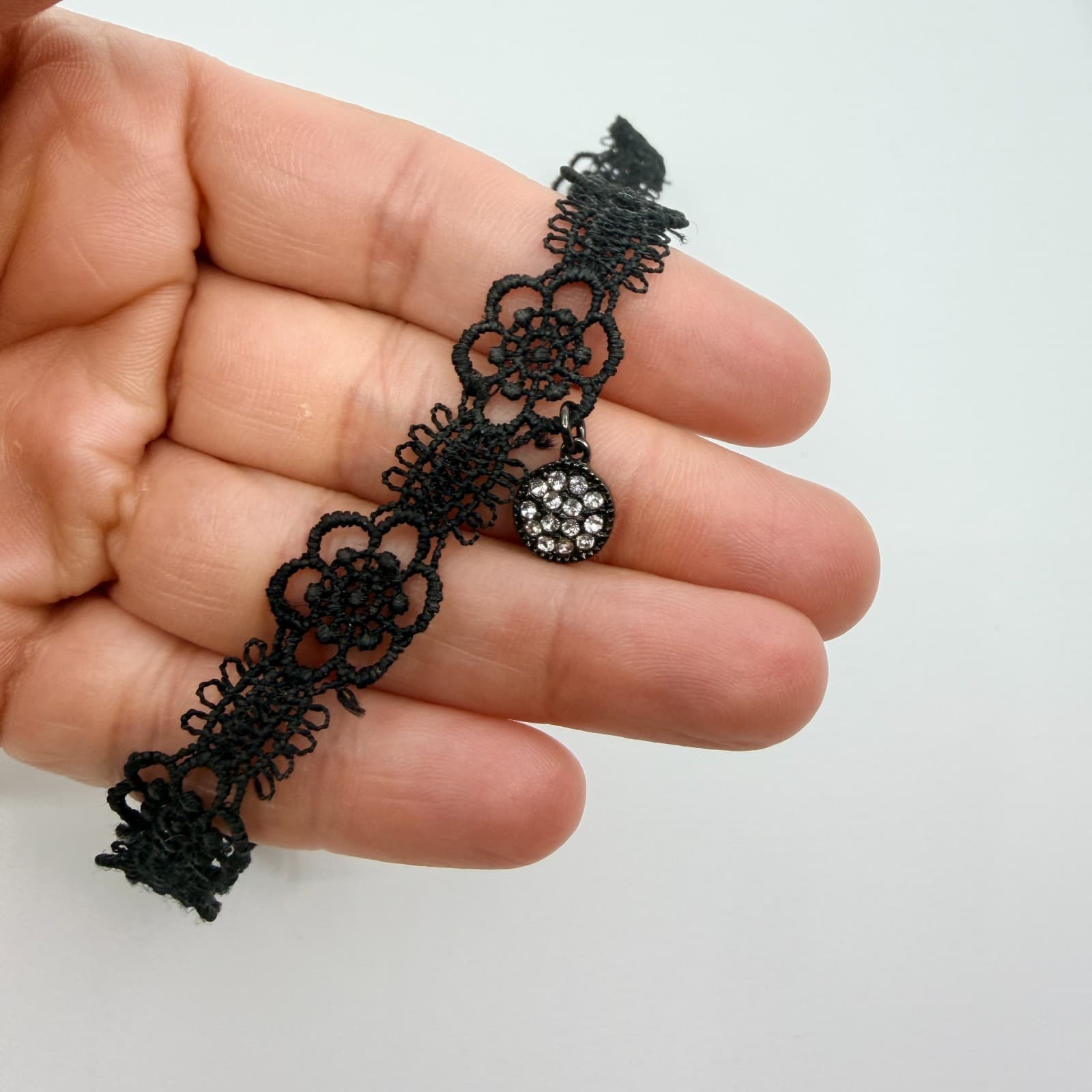 Vintage Black Lace Choker Necklace Rhinestone Pendant Gothic Tatting Boho 90s - Thumbnail 10