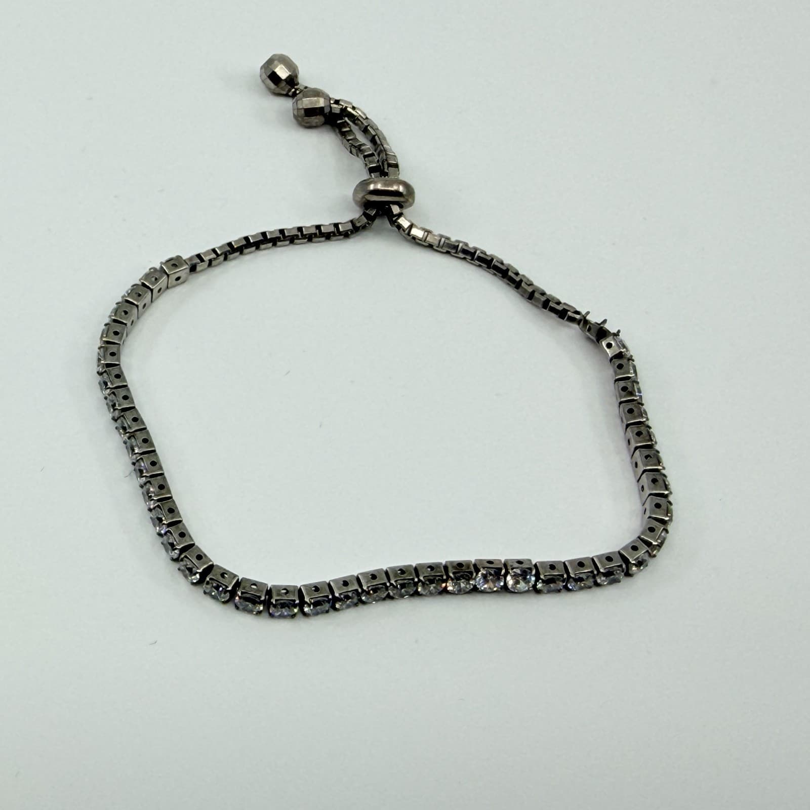 VTG Gunmetal Tone Tennis Bracelet Clear Rhinestone Slider Bolo Adjustable Y2K - Thumbnail 5