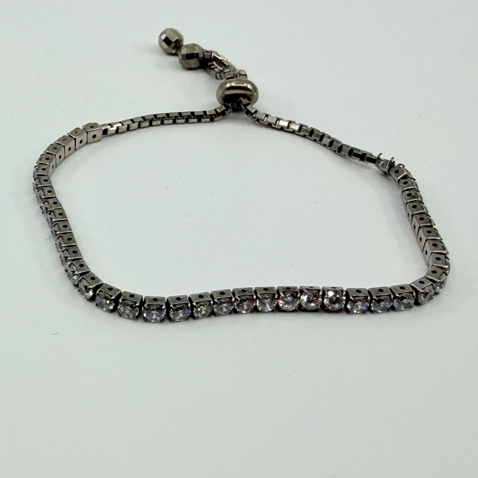 VTG Gunmetal Tone Tennis Bracelet Clear Rhinestone Slider Bolo Adjustable Y2K - Thumbnail 4
