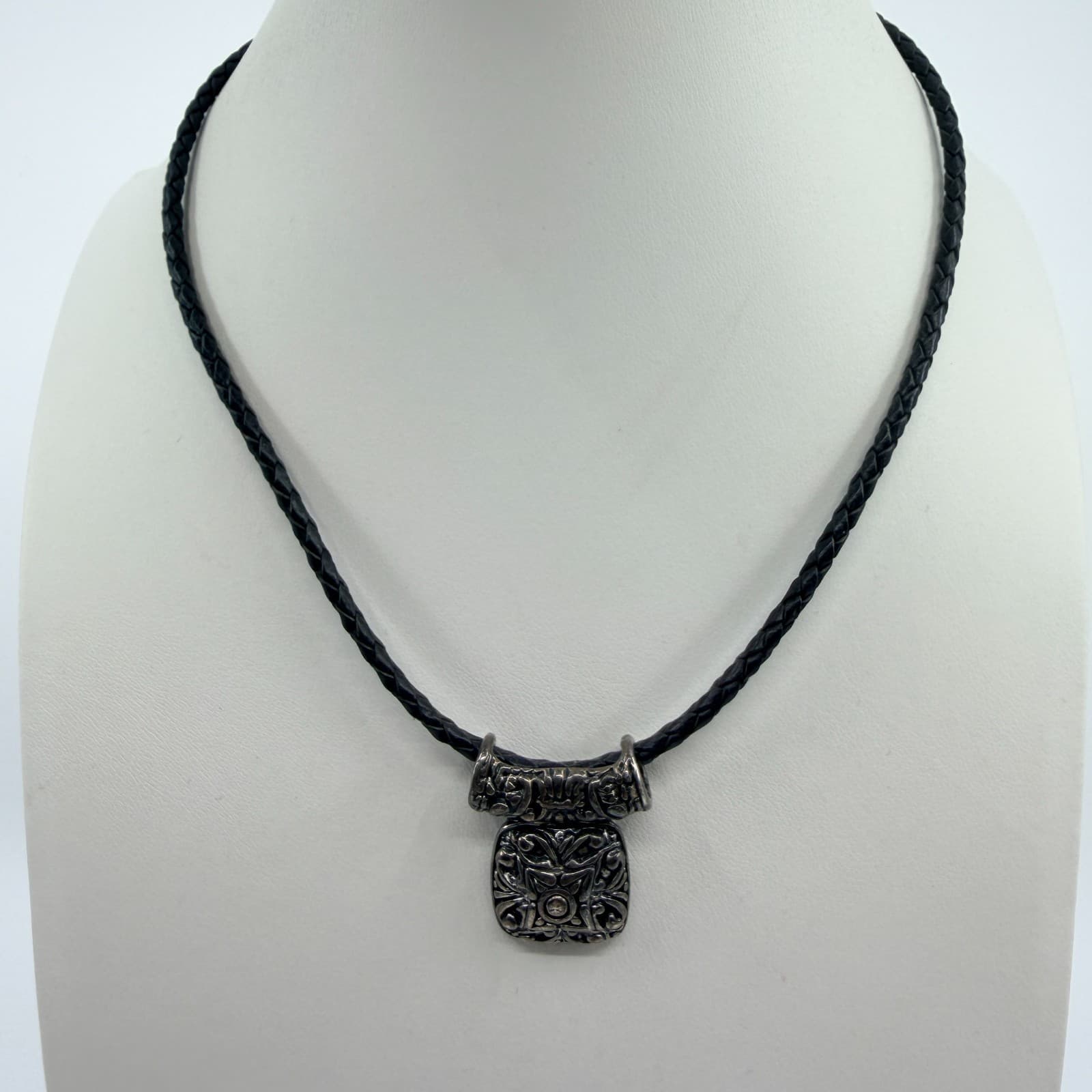 VTG Silver Tone Scroll Pendant Necklace Black Braided Leather Cord Celtic Gothic - Thumbnail 3