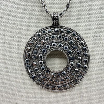 Vintage Silver Tone Marcasite Color Rhinestone Open Circle Pendant Necklace 90s