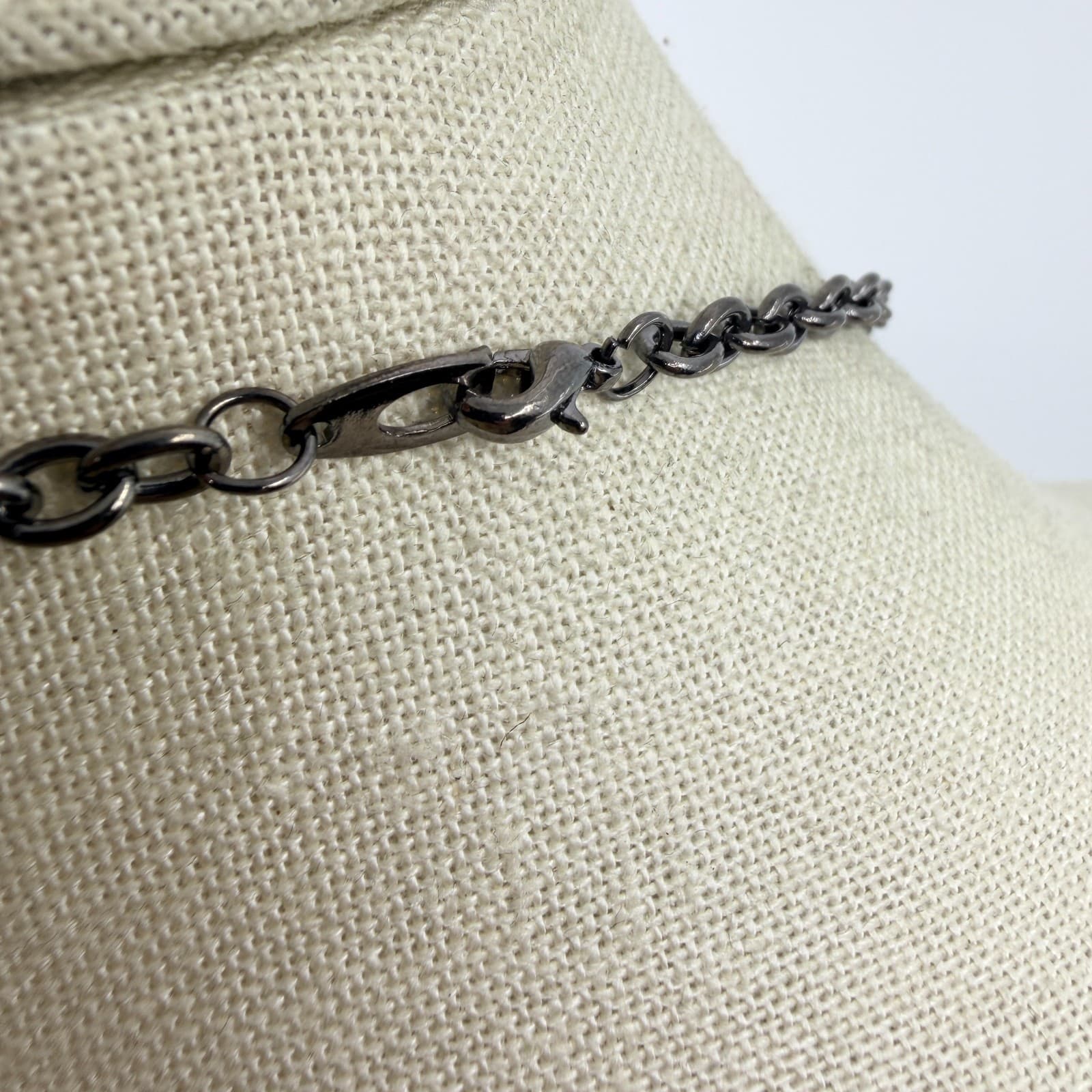Vintage Gunmetal Tone Flower Pendant Necklace AB Rhinestone Gothic Statement 90s - Thumbnail 6