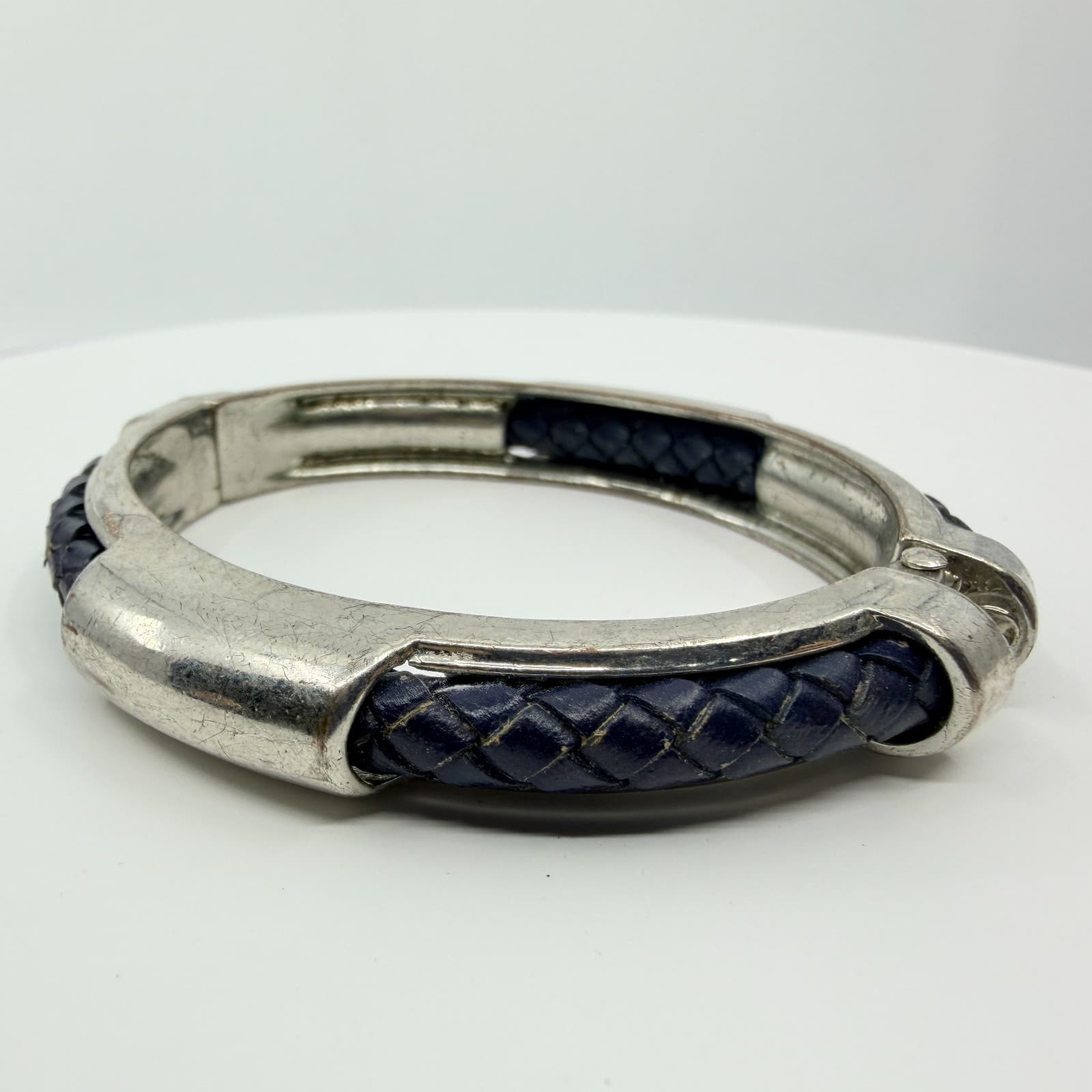 Vintage Braided Blue Leather Silver Tone Hinge Bangle Bracelet Minimalist Cuff - Thumbnail 3