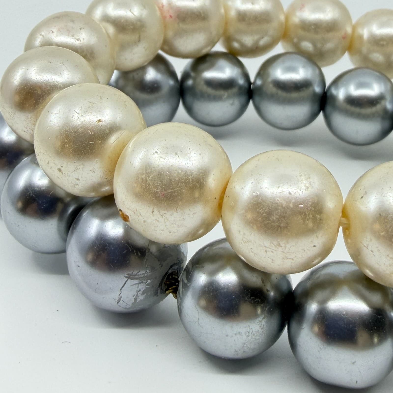 Vintage Chunky Faux Pearl Stretch Bracelet Set Cream Off White Grey Two Piece - Thumbnail 3