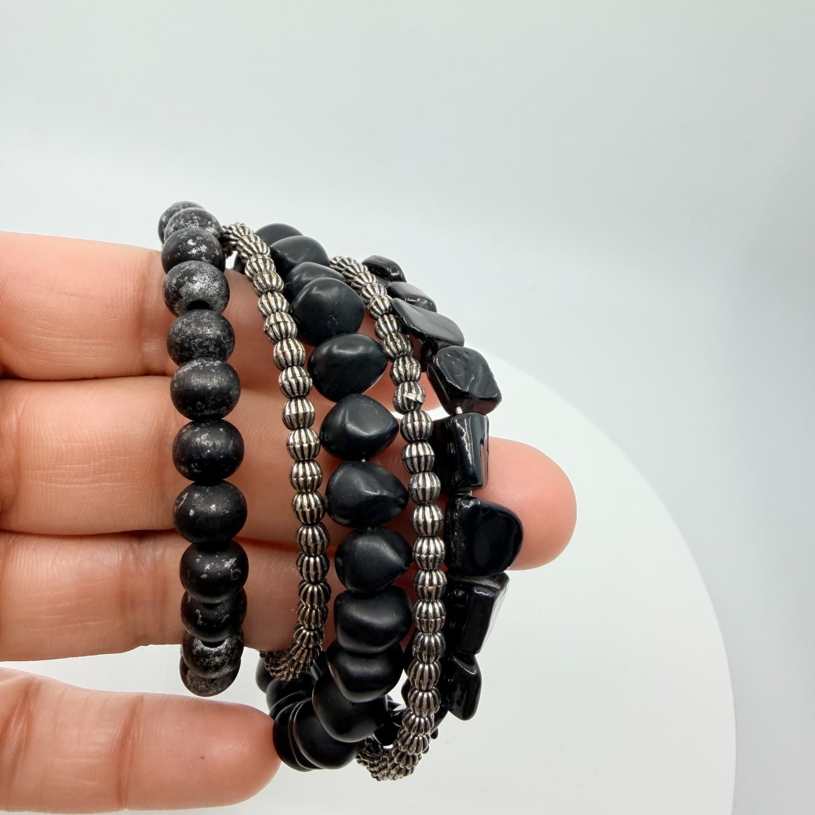 Vintage Gothic Black Memory Wire Wrap Bracelet Chunky Beaded Multi Strand Retro - Thumbnail 6