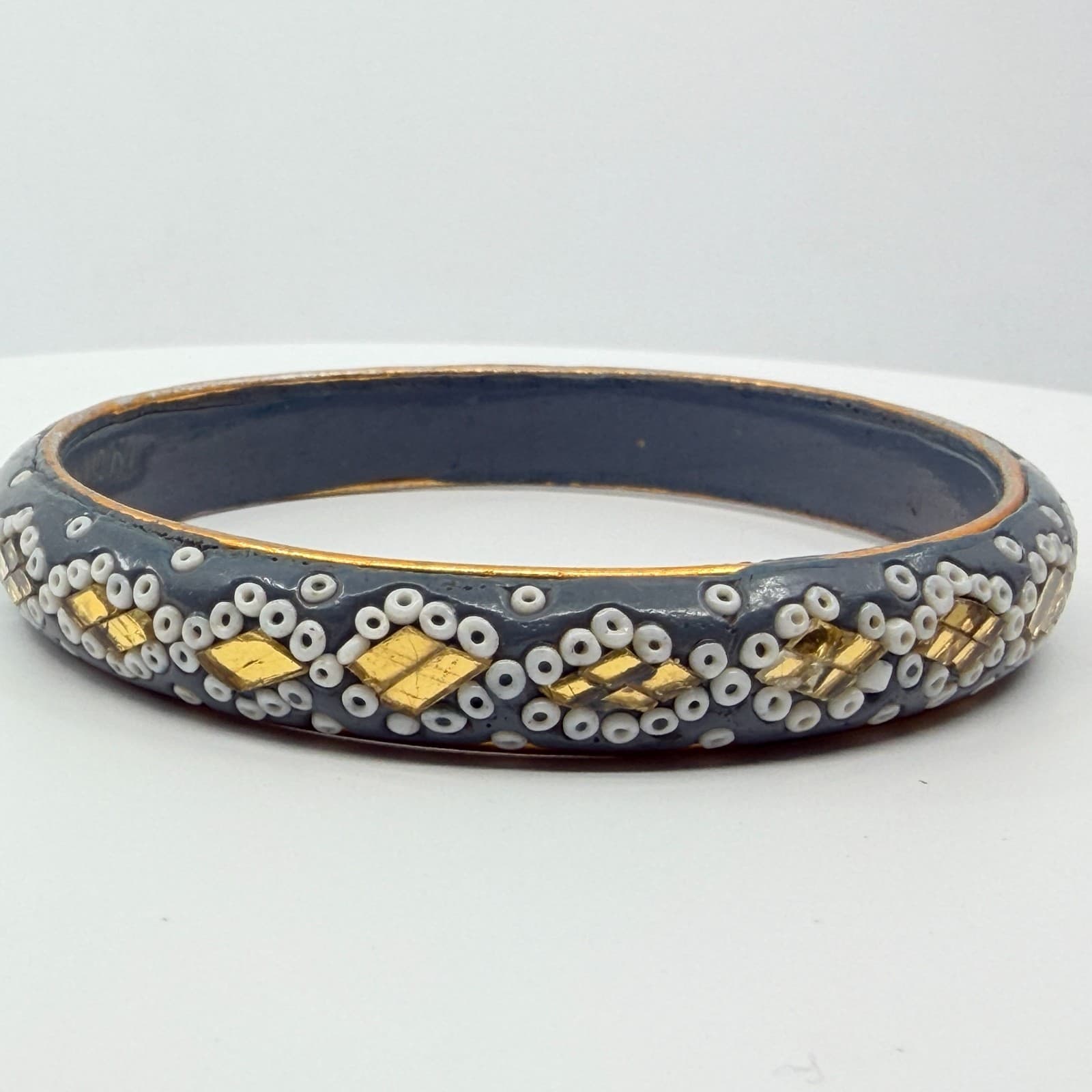 Vintage Lac Resin Bead Bangle Bracelet Grey White Gold Tone Foil Mosaic Boho - Thumbnail 4