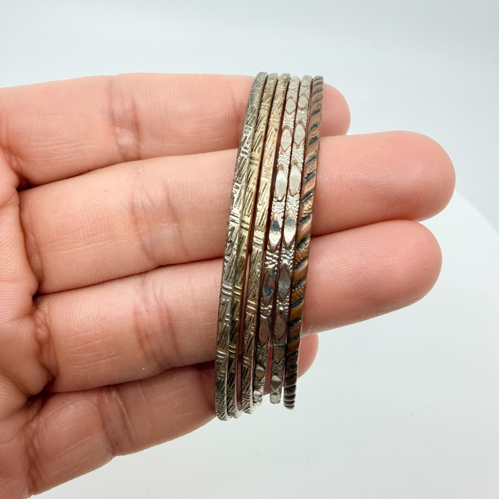 VTG Mixed Metal Patterned Bangle Bracelets Silver & Copper Tone Set of 6 Stack - Thumbnail 7