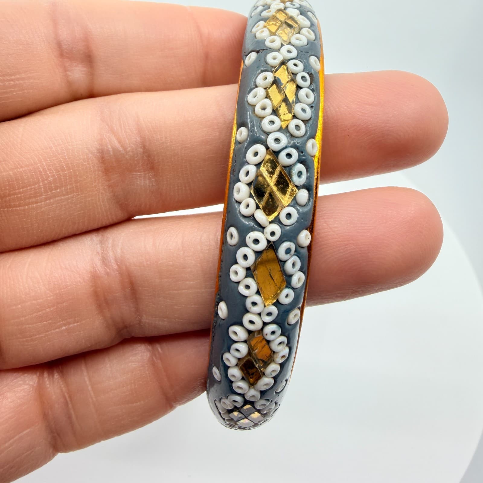 Vintage Lac Resin Bead Bangle Bracelet Grey White Gold Tone Foil Mosaic Boho - Thumbnail 6