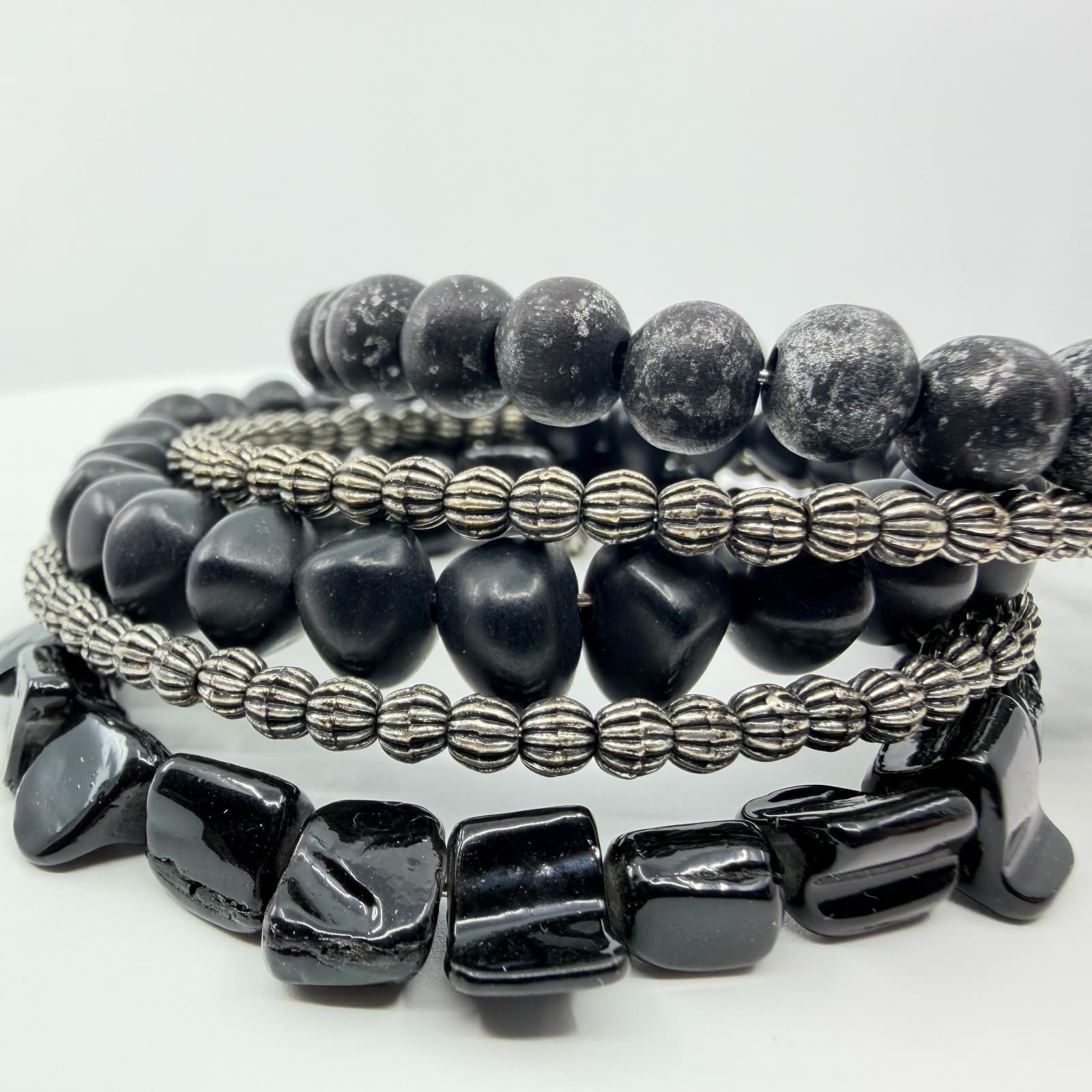Vintage Gothic Black Memory Wire Wrap Bracelet Chunky Beaded Multi Strand Retro - Thumbnail 3