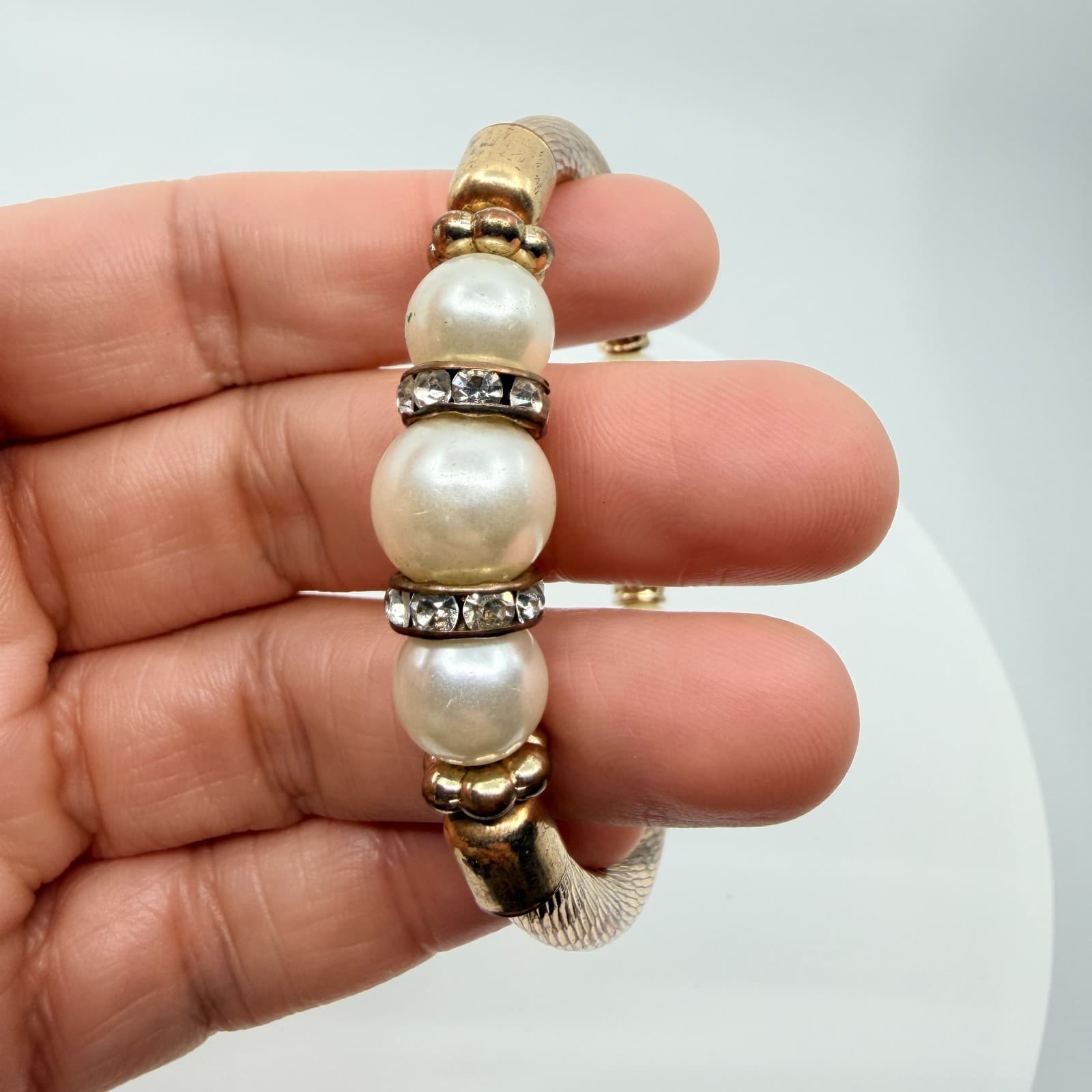 Vintage Faux Pearl Textured Cable Stretch Bracelet Gold Tone Rhinestone Accent - Thumbnail 7
