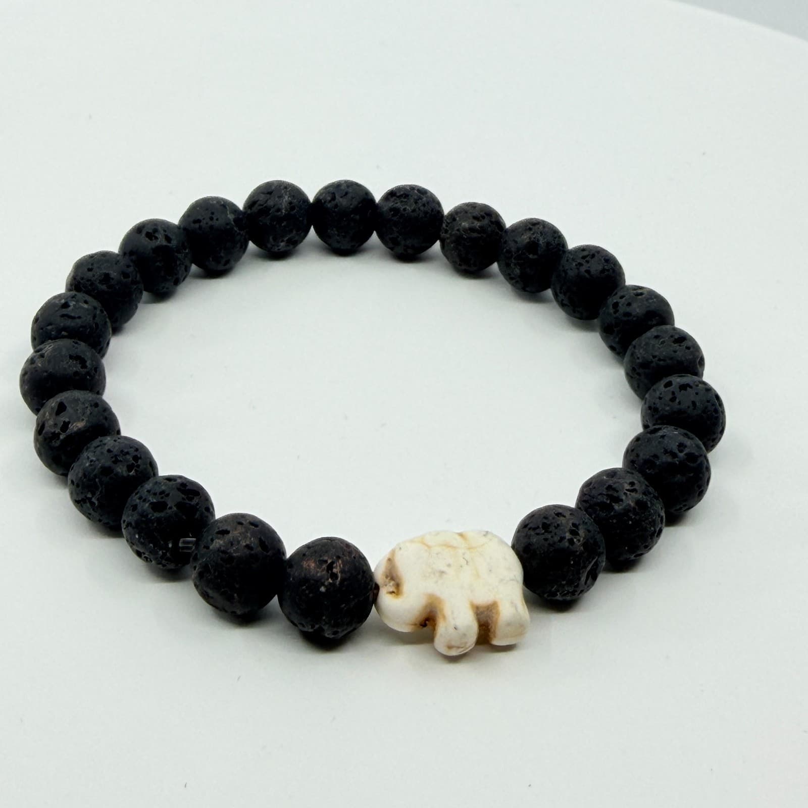 Vintage Black Lava Rock Bead Stretch Bracelet White Howlite Elephant Boho Retro - Thumbnail 7