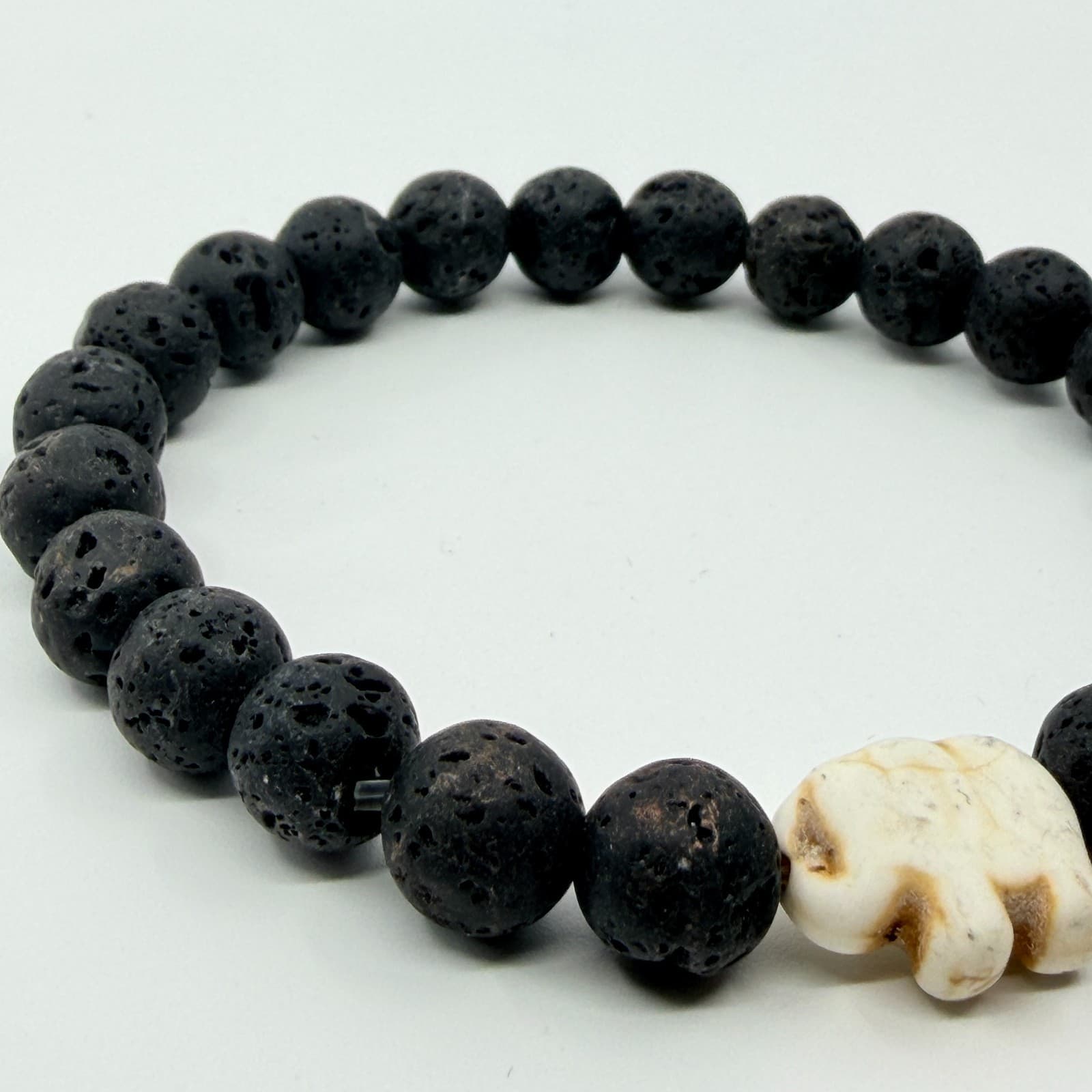 Vintage Black Lava Rock Bead Stretch Bracelet White Howlite Elephant Boho Retro - Thumbnail 6