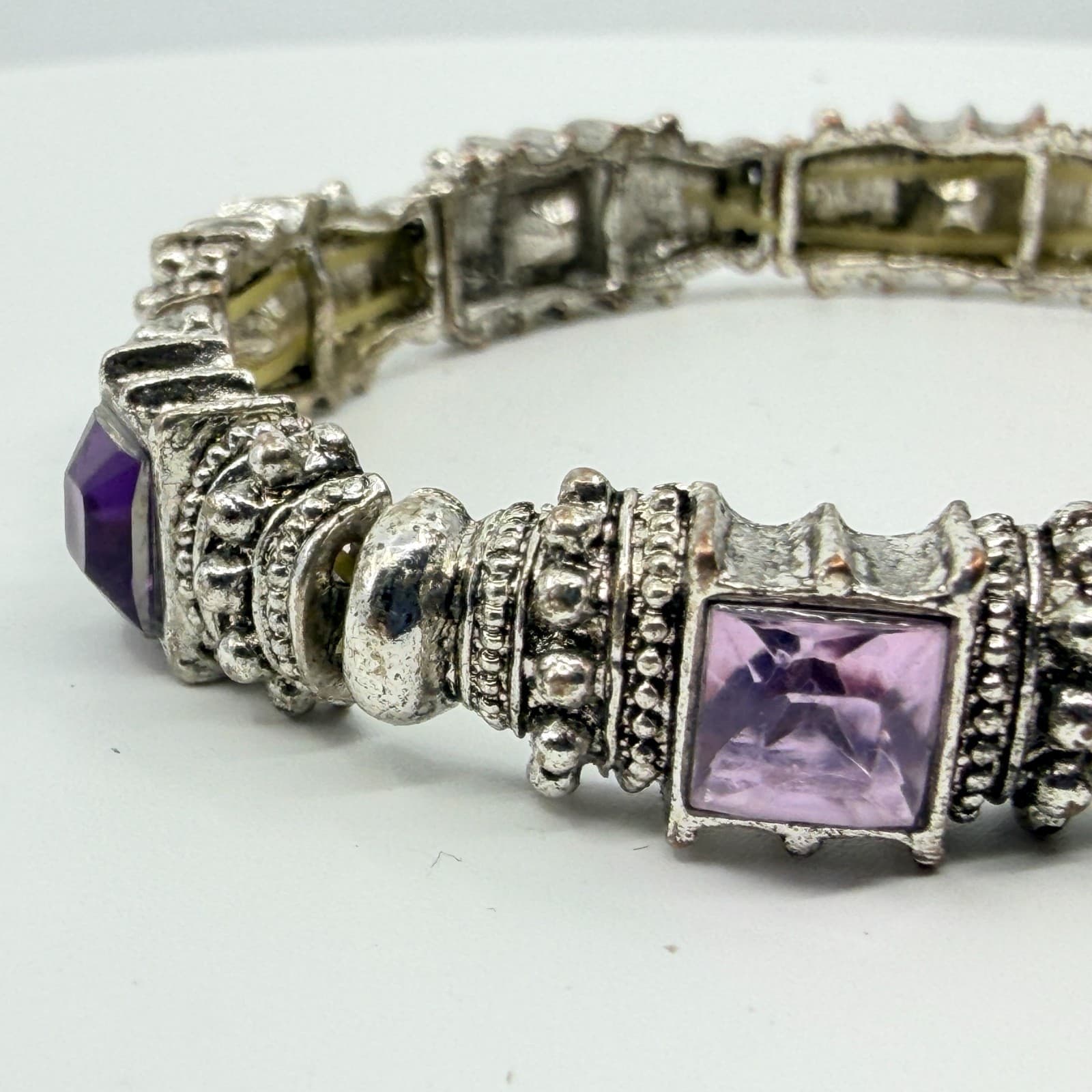 Vintage Y2K Silver Tone Purple Rhinestone Ornate Bali Style Stretch Bracelet - Thumbnail 4