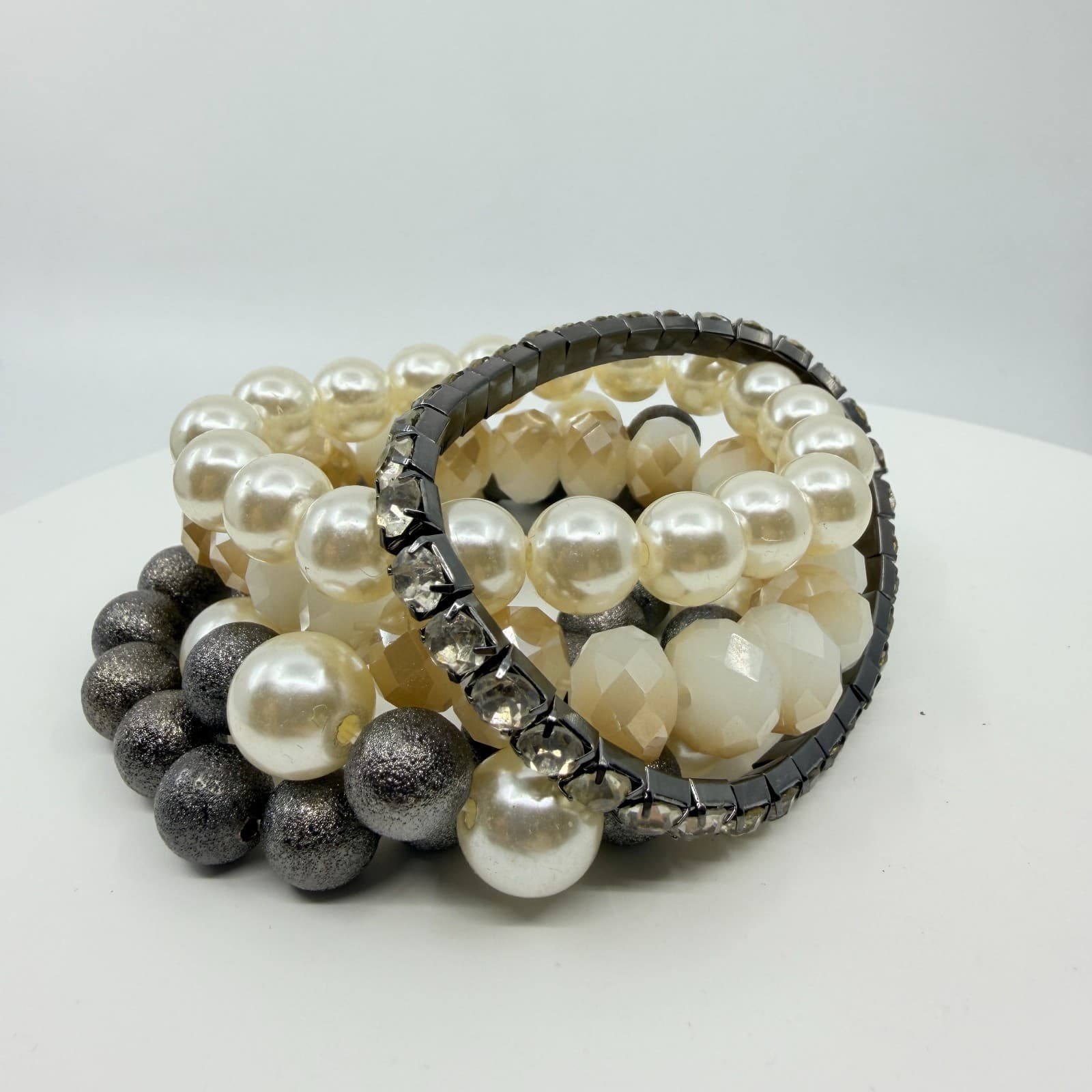 VTG Faux Pearl Rhinestone Stacked Multi Strand Stretch Bracelet Set Cream Grey - Thumbnail 8