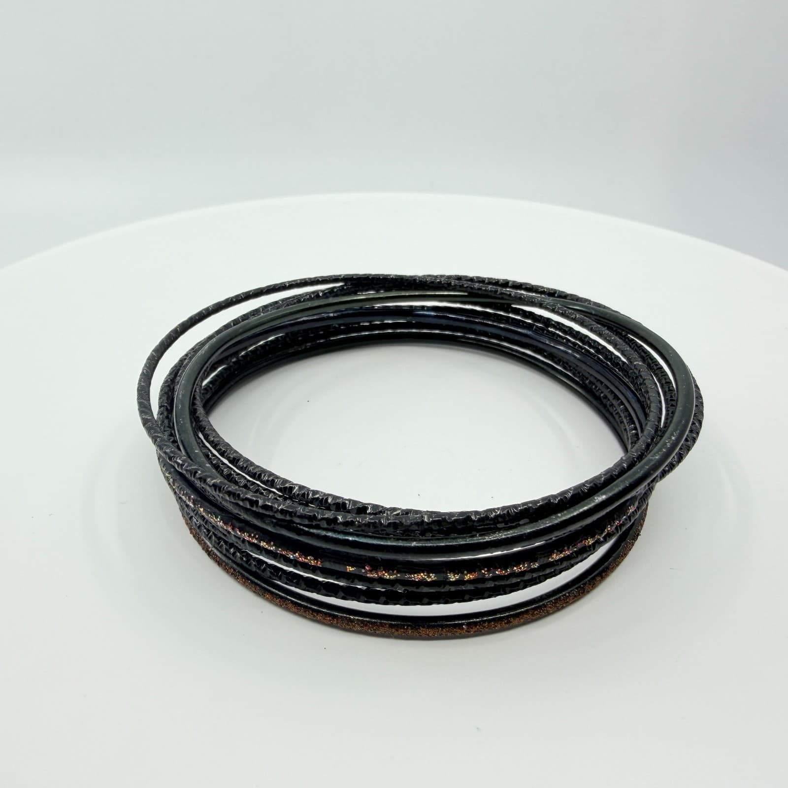 Vintage Black Glitter Textured Stackable Bangle Bracelets Retro Goth 12pc Set - Thumbnail 4