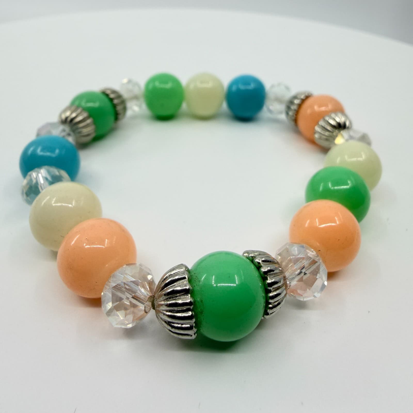 Vintage Pastel Stretch Bracelet Multi Color Lucite Acrylic Beads Silver Tone - Thumbnail 2