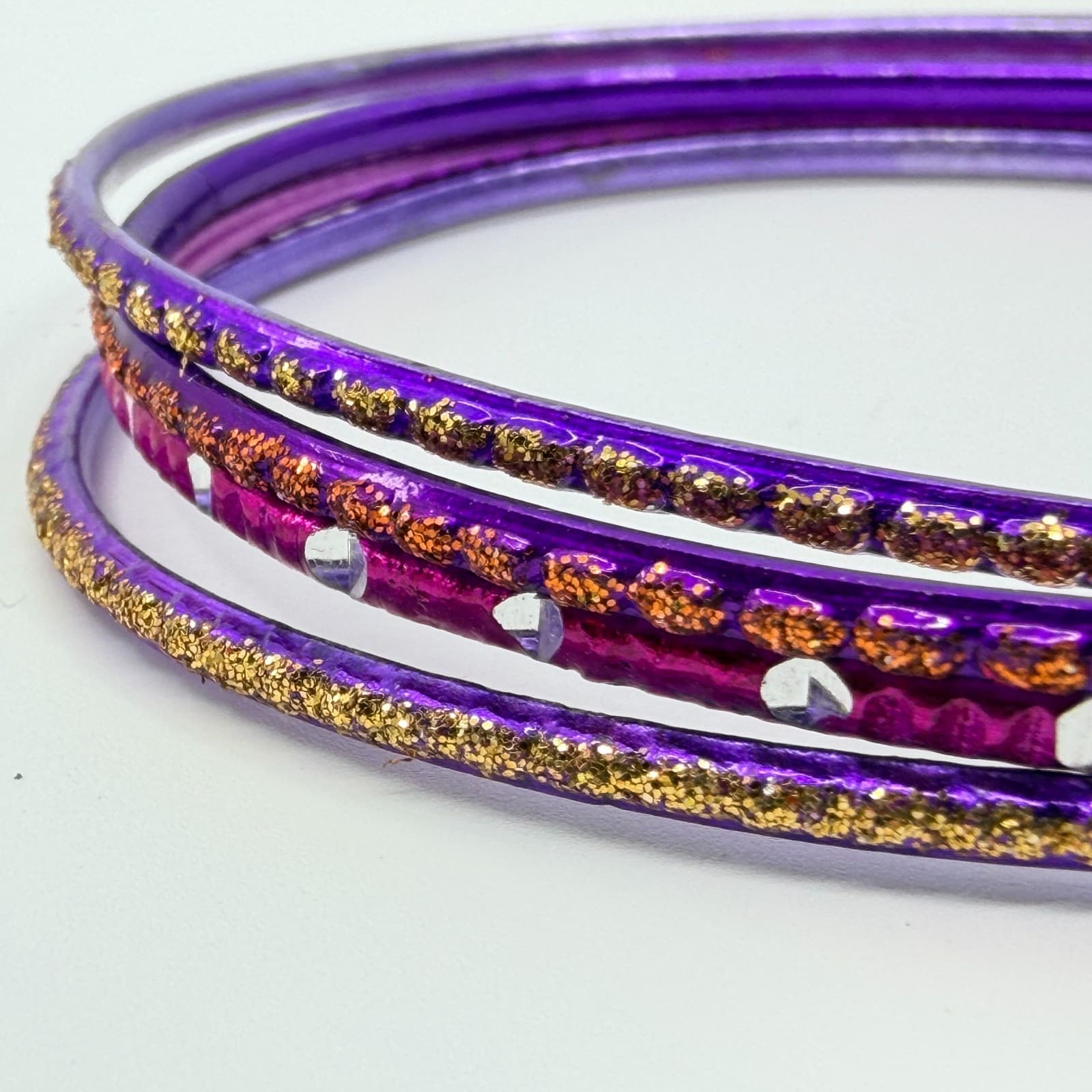 VTG Retro Purple Glitter Stackable Bangle Bracelets Set Gold Tone Accent 4pc - Thumbnail 3