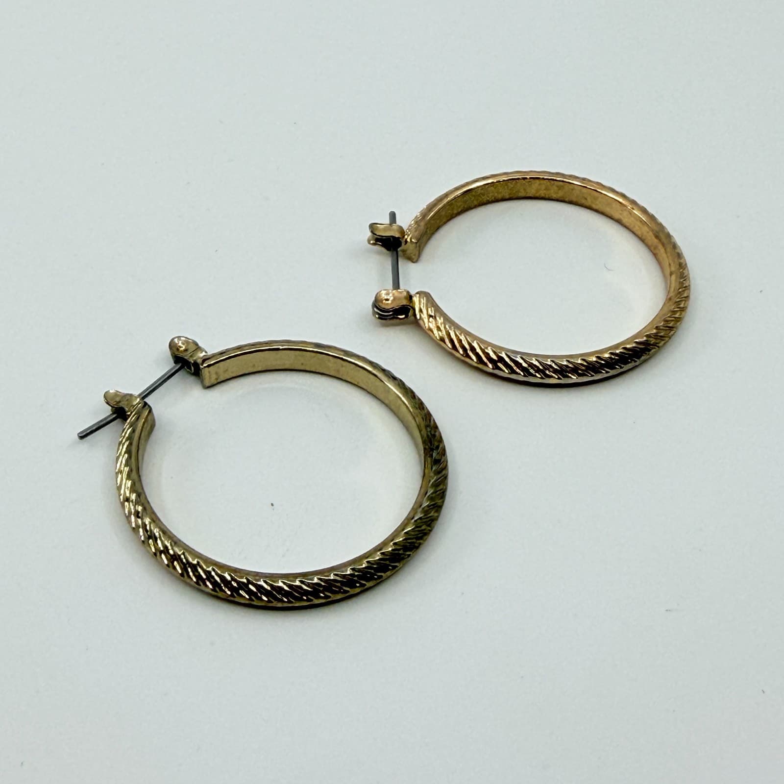 Vintage Y2K Gold & Silver Tone Textured Hoop Earrings Multi Pack Lot Classic - Thumbnail 8
