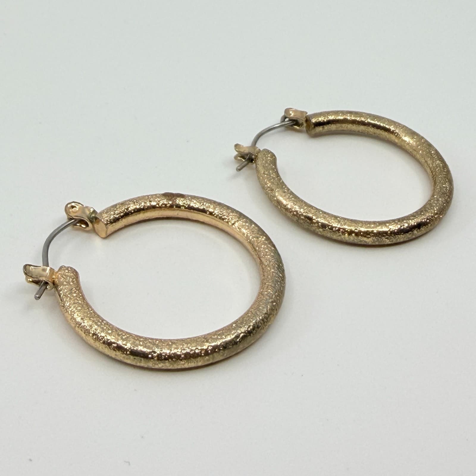Vintage Y2K Gold & Silver Tone Textured Hoop Earrings Multi Pack Lot Classic - Thumbnail 3