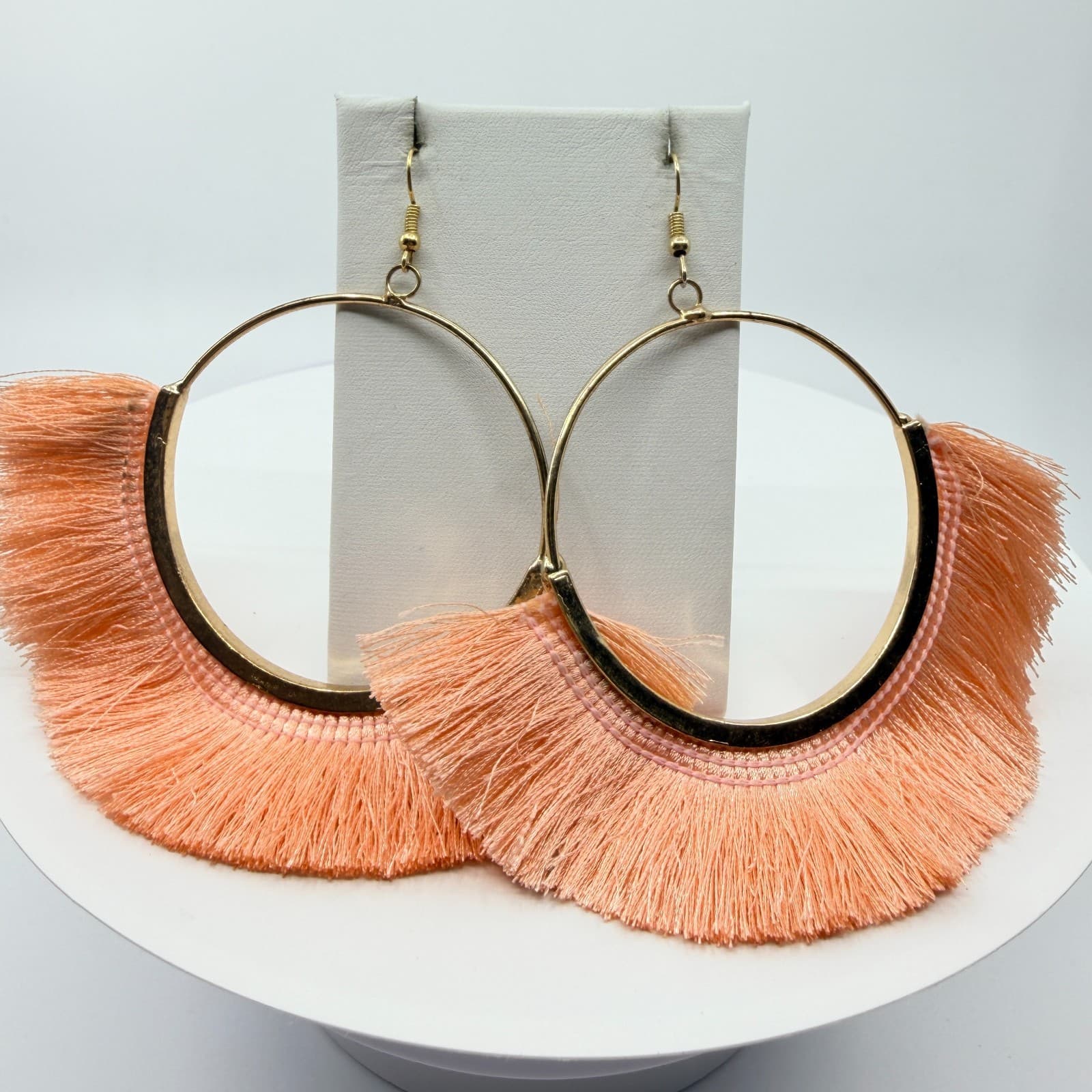 VTG Peach Coral Tassel Hoop Earrings Gold Tone Fringe Statement Big Over-Sized - Thumbnail 4