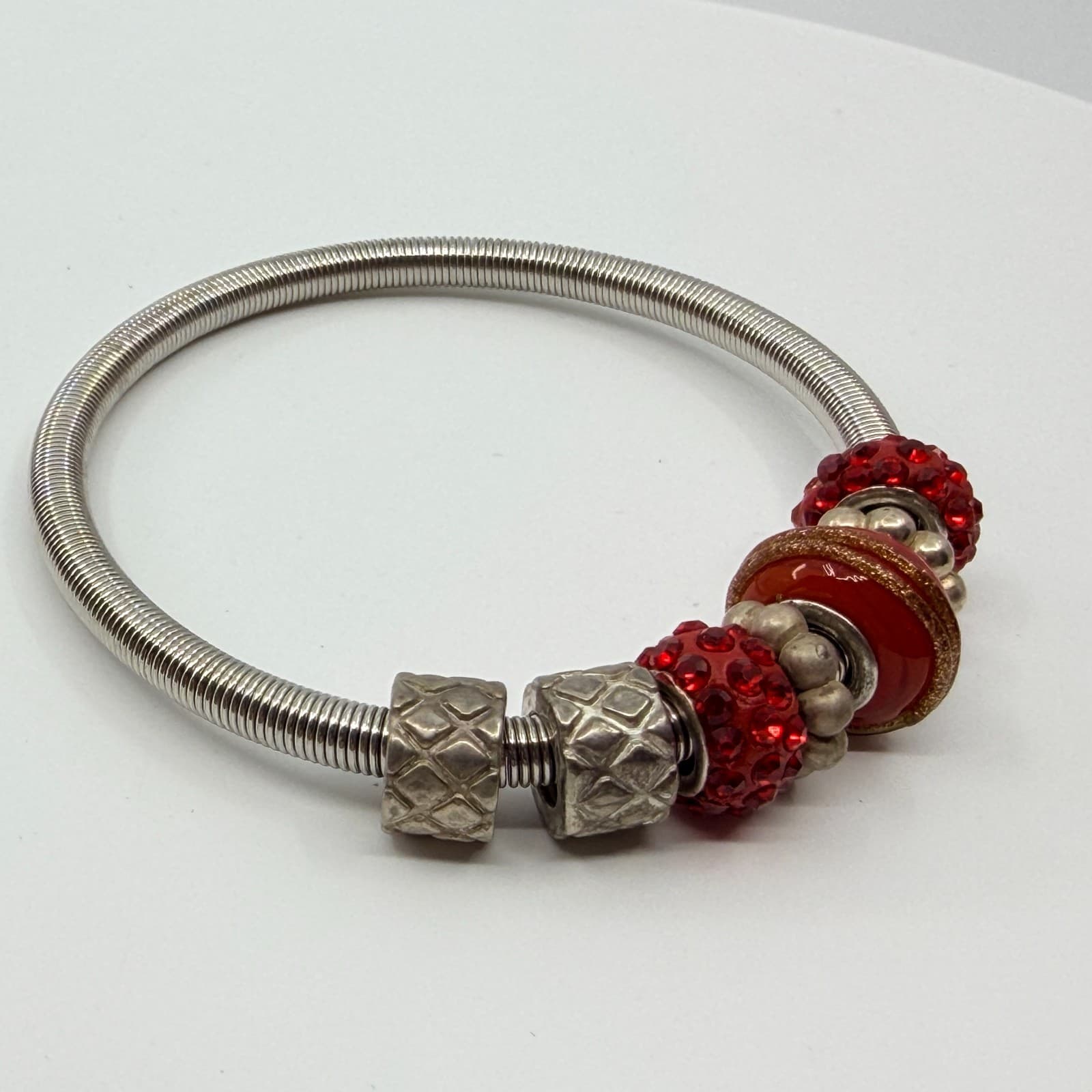 VTG Silver Tone Steel Red Glass European Charm Expandable Spring Coil Bracelet - Thumbnail 6