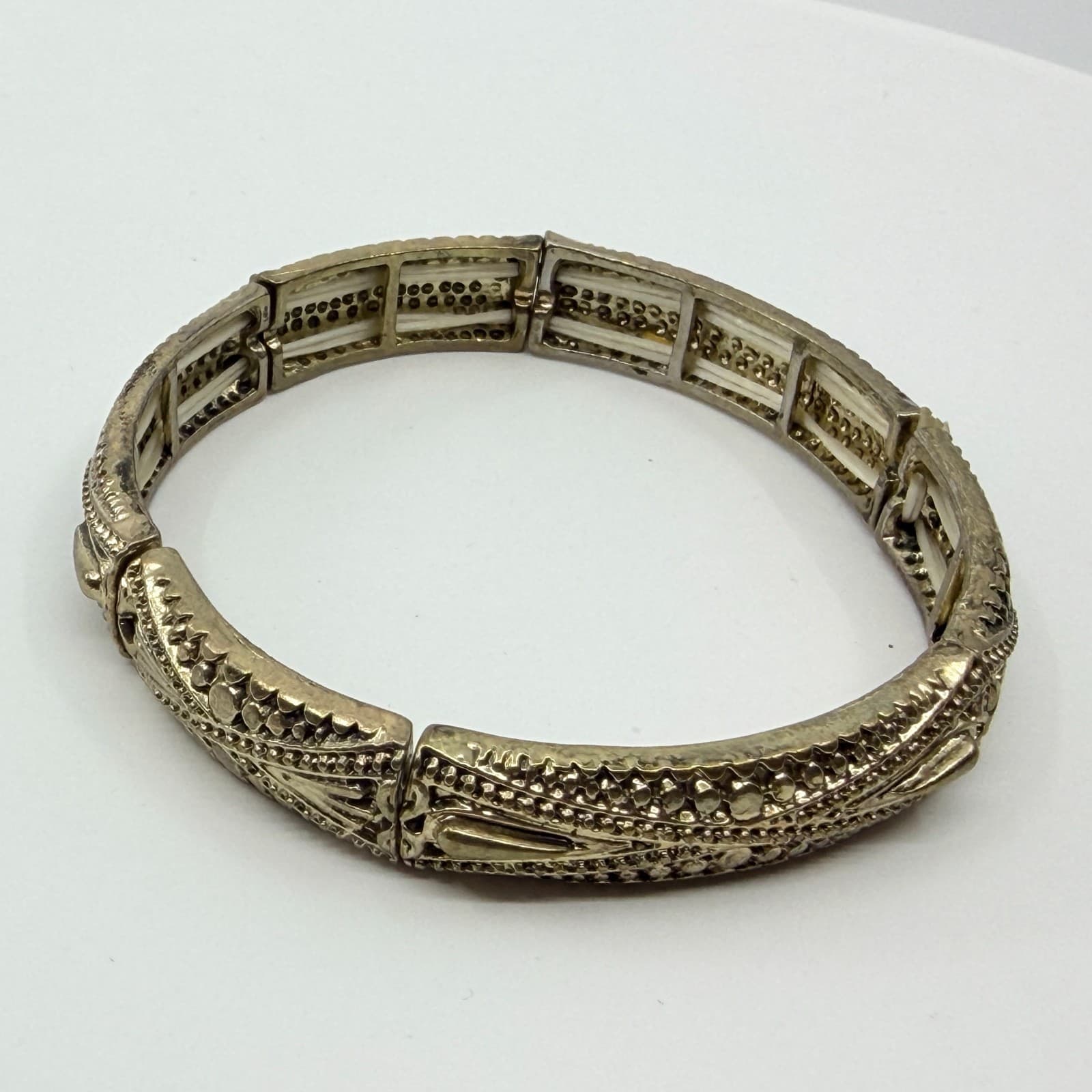 Vintage Antique Gold Tone Textured Segmented Stretch Bangle Cuff Bracelet Retro - Thumbnail 4