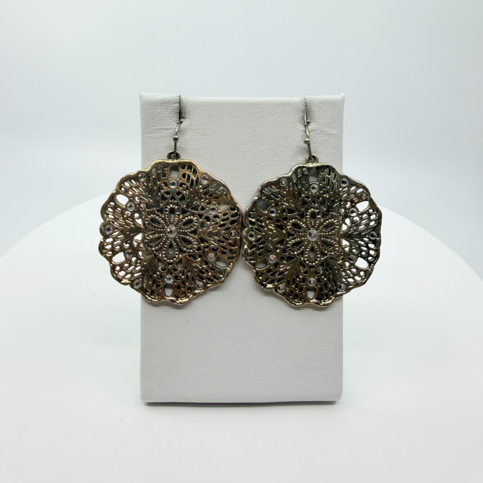 VTG Antique Gold Tone Filigree Mandala Earrings Rhinestone Statement Drop Dangle - Thumbnail 6