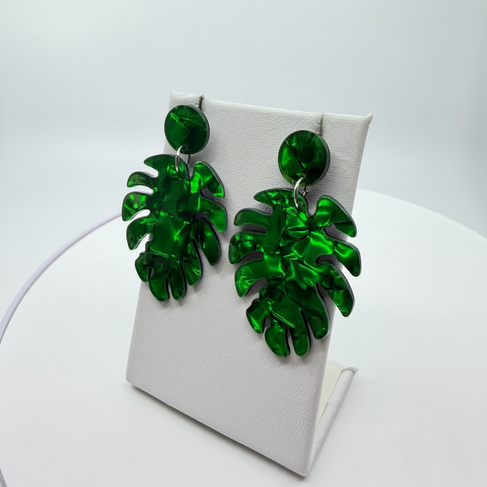 VTG Green Acrylic Monstera Leaf Drop Earrings Retro Tropical Statement Dangle - Thumbnail 5