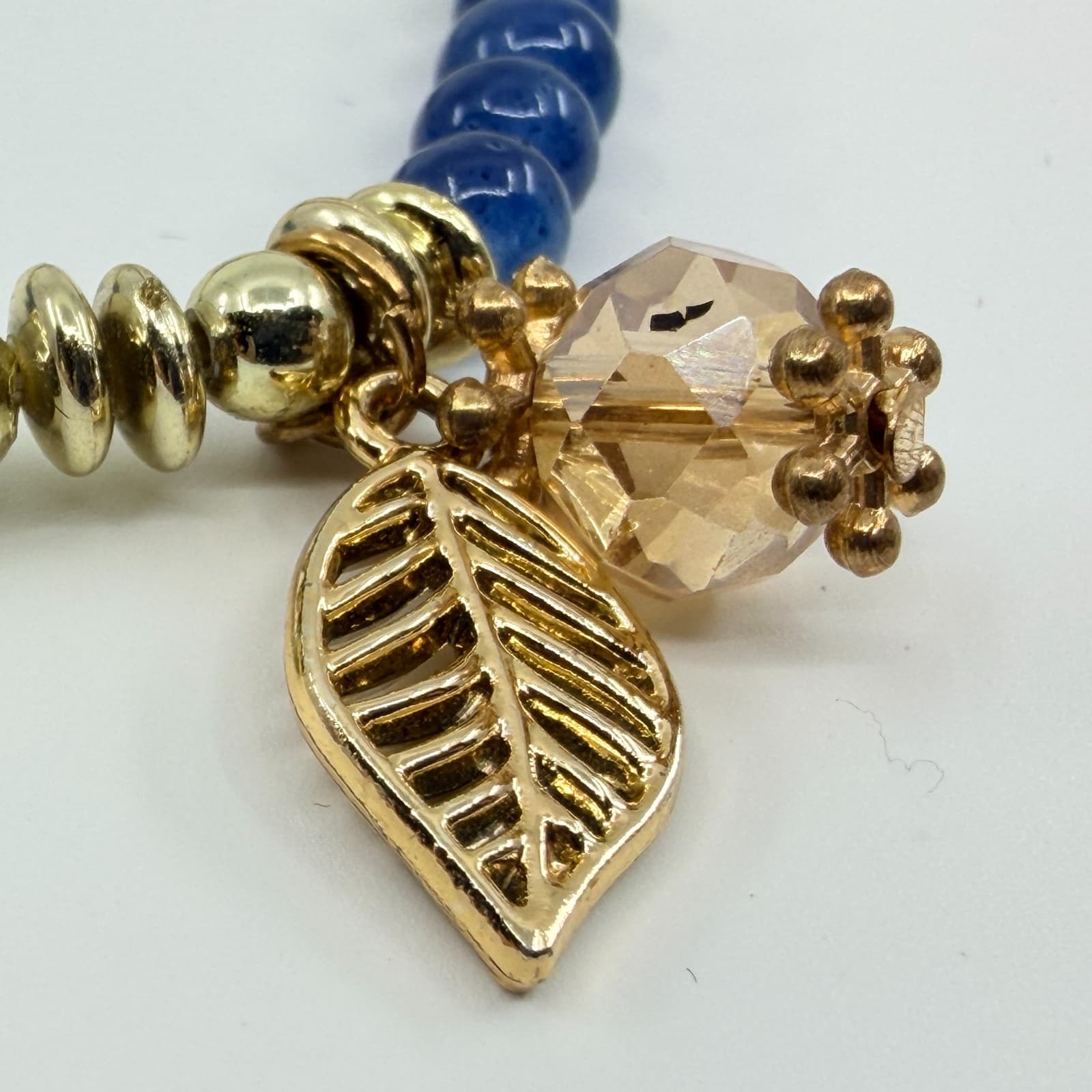 VTG Boho Blue Quartz Gold Tone Beaded Stretch Bracelet Cut Glass Leaf Charm - Thumbnail 6