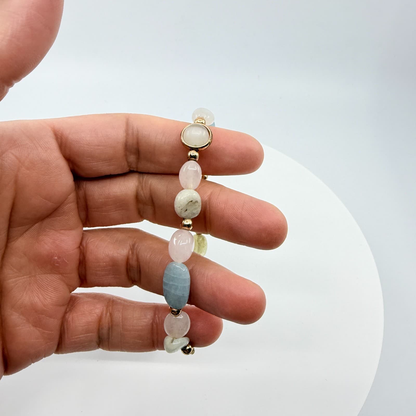 Vintage Pastel Quartz Faux Jade Beaded Bracelet Gold Tone Multi Color Gemstone - Thumbnail 7