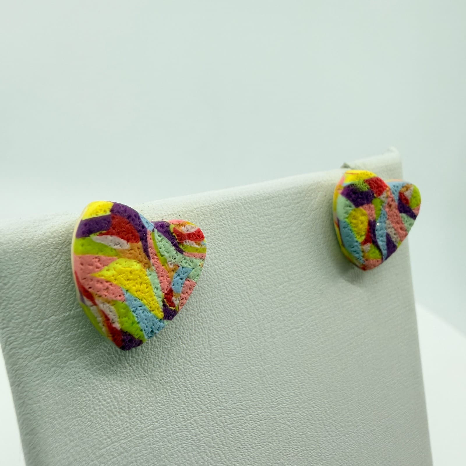VTG Y2K Retro Multicolor Polymer Clay Heart Stud Earrings Bright Abstract Funky - Thumbnail 3