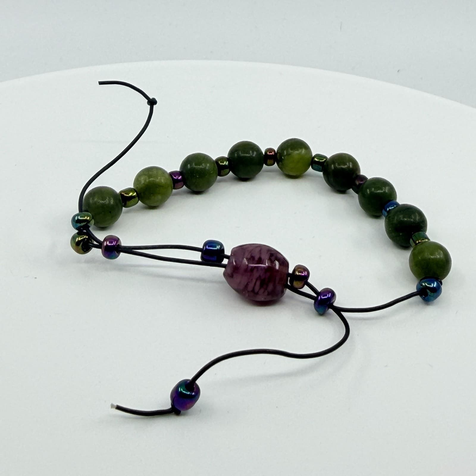 Vintage Boho Green Faux Jade Nephrite Beaded Bracelet Iridescent Accents Cord - Thumbnail 5