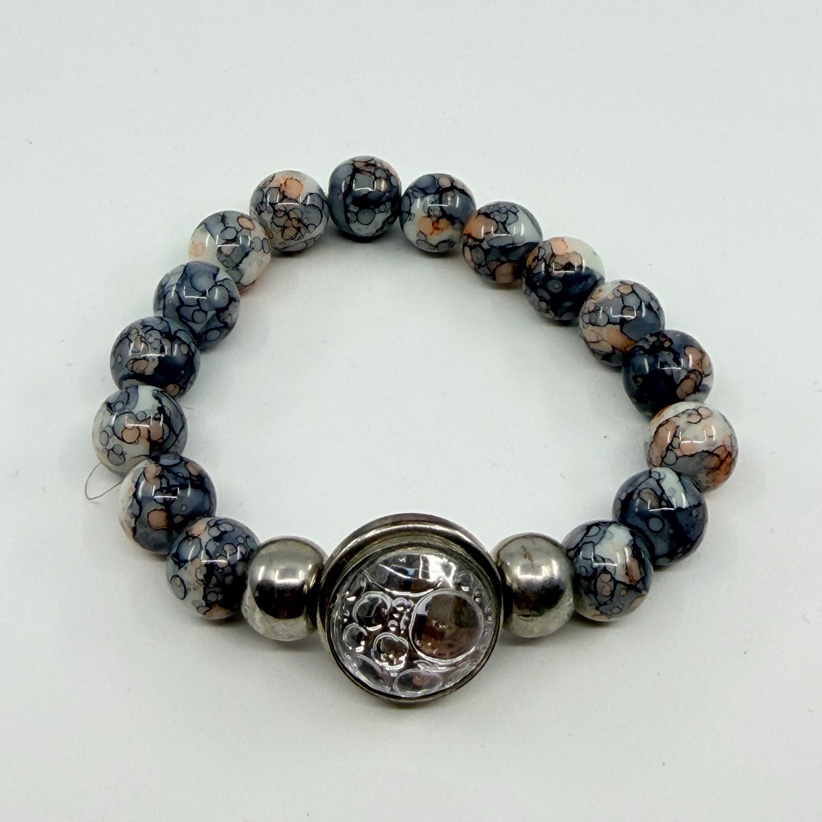 Vintage Boho Gray Ink Splatter Agate Glass Snap Charm Stretch Beaded Bracelet - Thumbnail 4