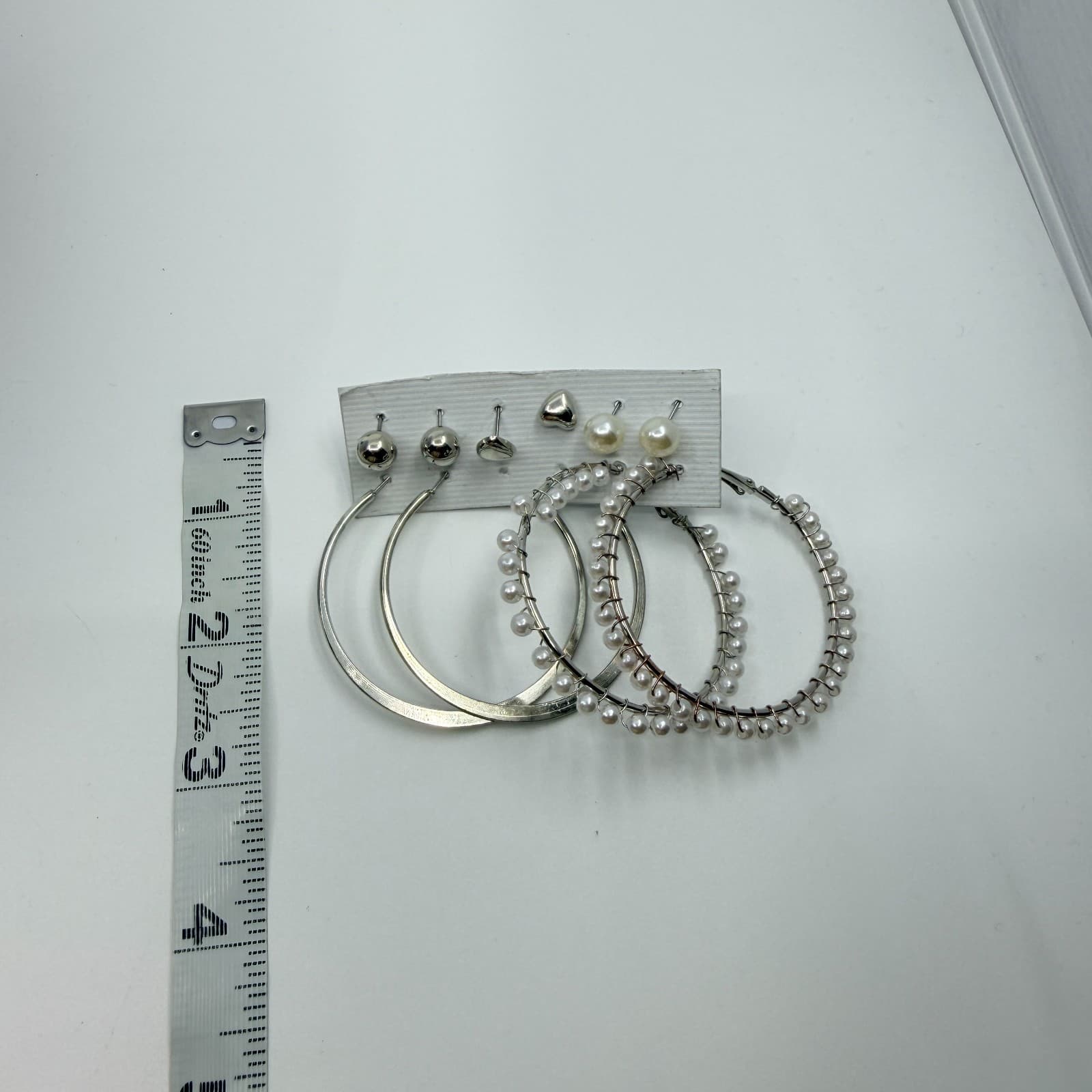 Vintage Y2K Silver Tone Faux Pearl Hoop Stud Earrings Set Multi Pack 4 Pairs - Thumbnail 7