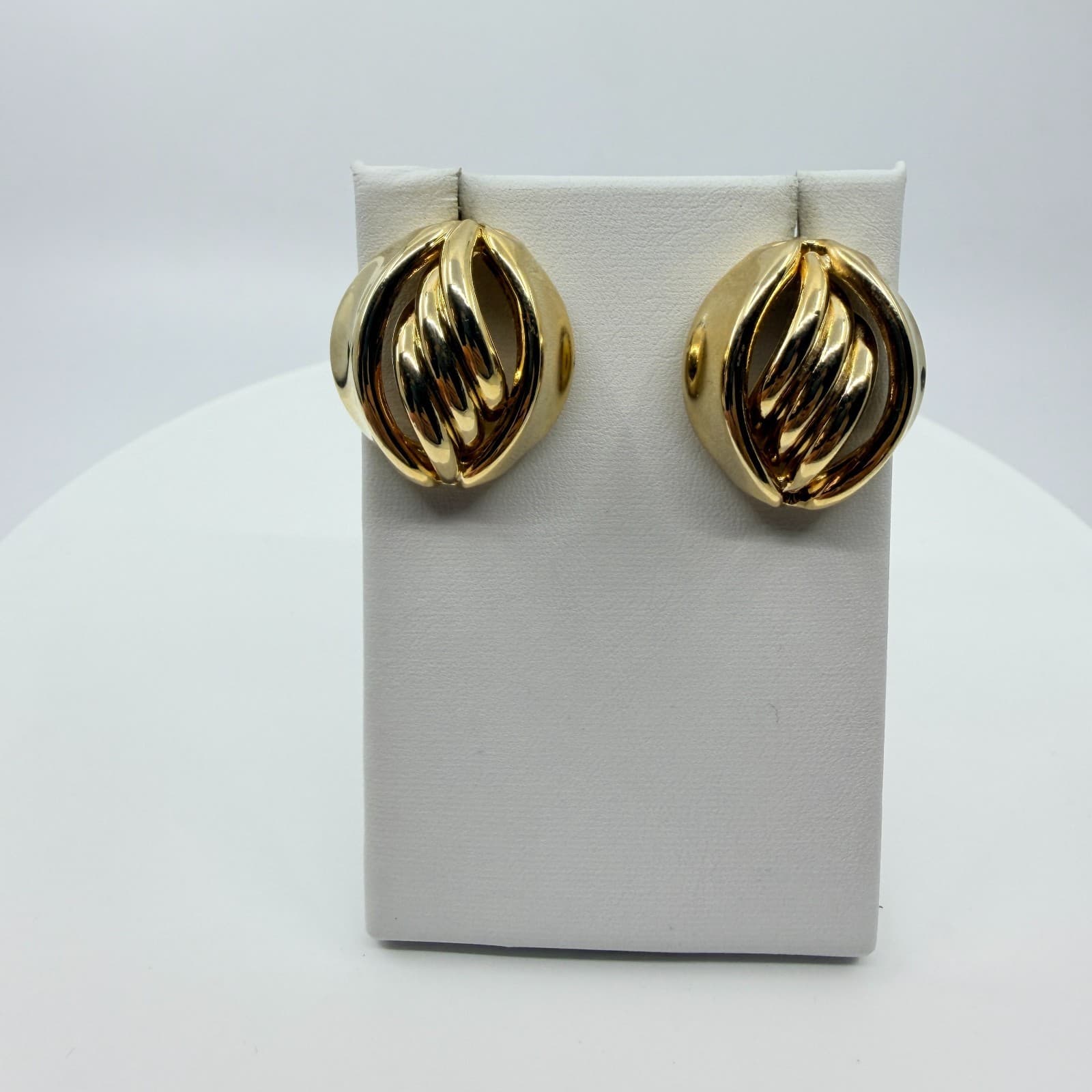 Vintage Retro Gold Tone Chunky Twisted Ribbon Swirl Oval Statement Post Earrings - Thumbnail 5