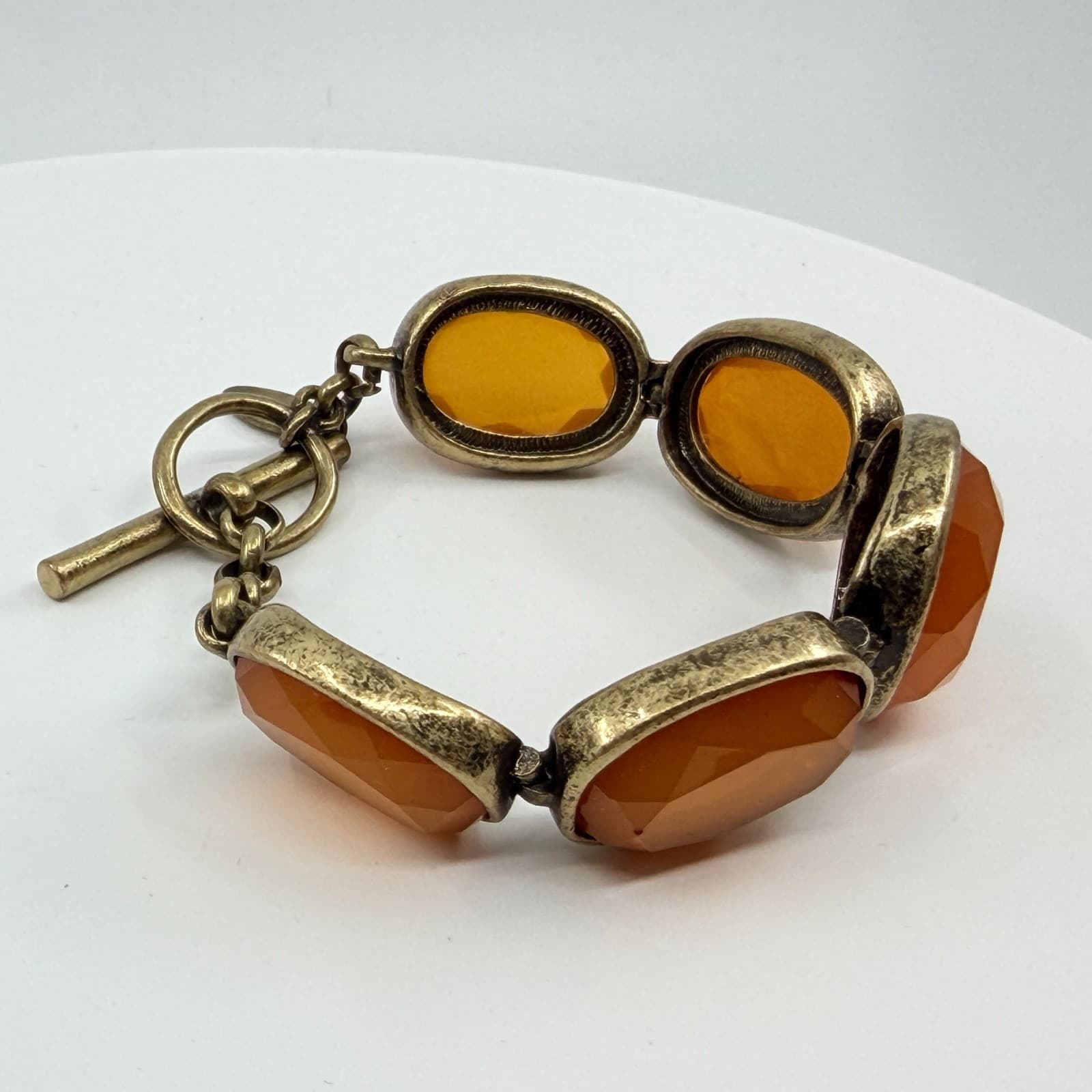 Vintage Antique Brass Tone Orange Faceted Resin Carnelian Style Toggle Bracelet - Thumbnail 6
