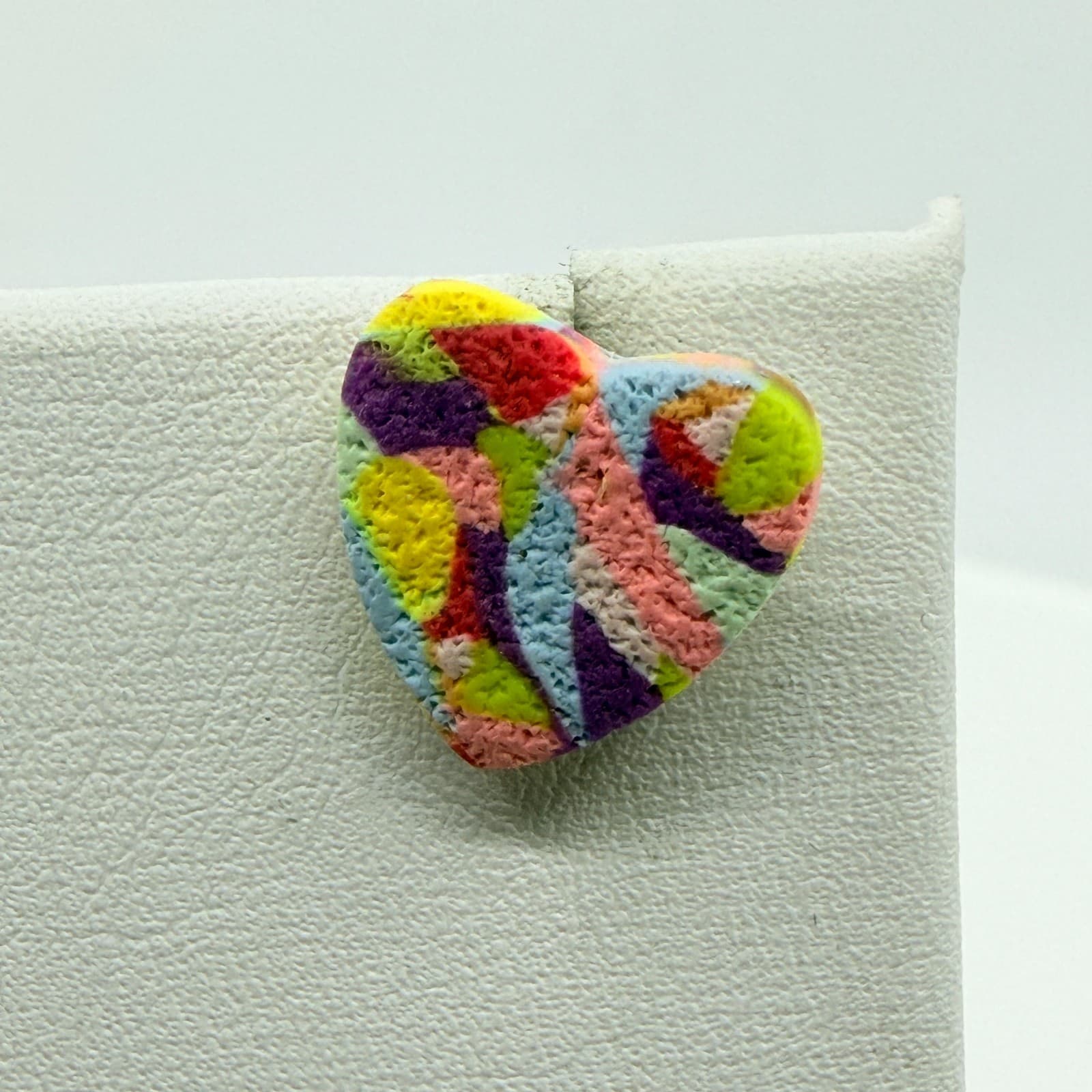 VTG Y2K Retro Multicolor Polymer Clay Heart Stud Earrings Bright Abstract Funky - Thumbnail 6